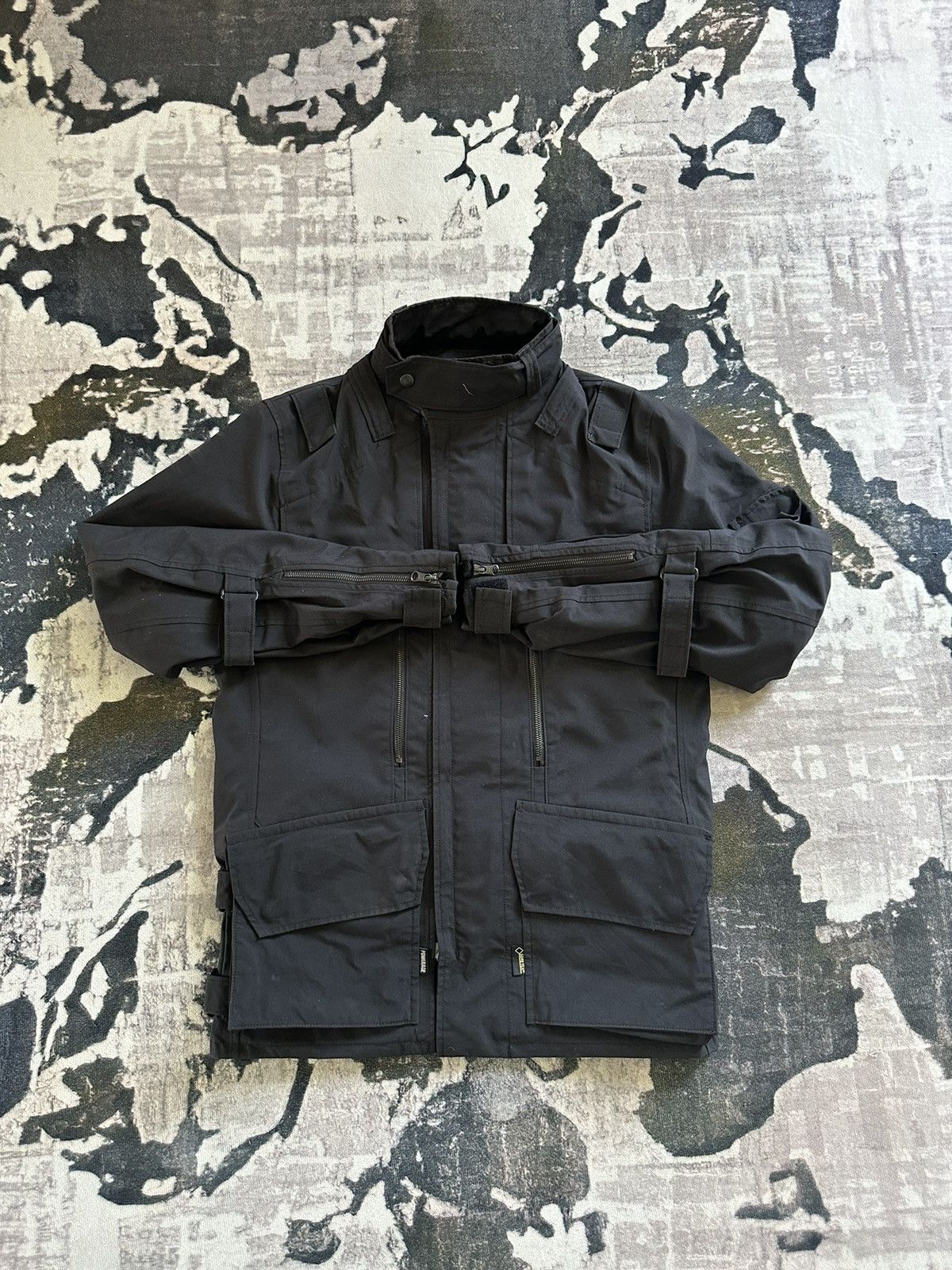Goretex POWERAGE Goretex waterproof racing jacket Size US L / EU 52-54 / 3 - 13 Thumbnail