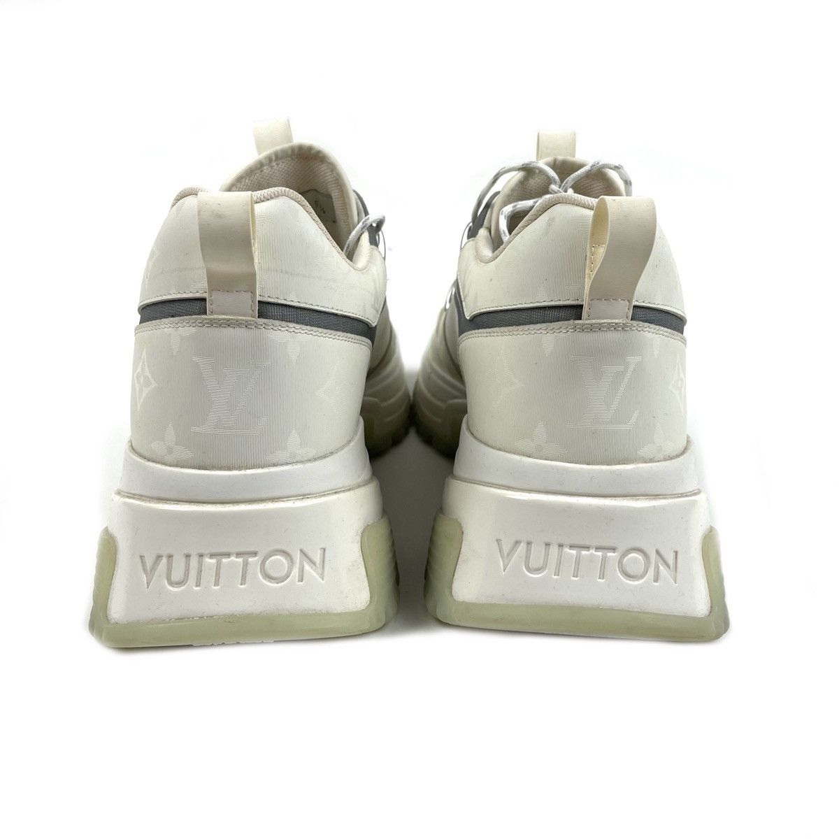 Louis Vuitton LOUIS VUITTON RUN AWAY PULSE SNEAKERS Size US 11 / EU 44 - 3 Thumbnail
