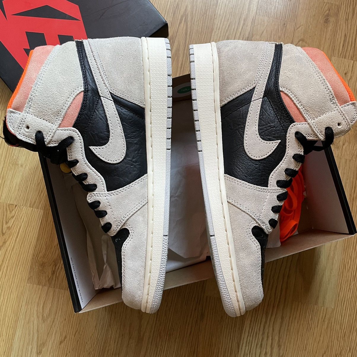 Jordan Brand 2019 Air Jordan 1 Retro High OG Neutral Grey SP Size US 10 / EU 43 - 3 Thumbnail