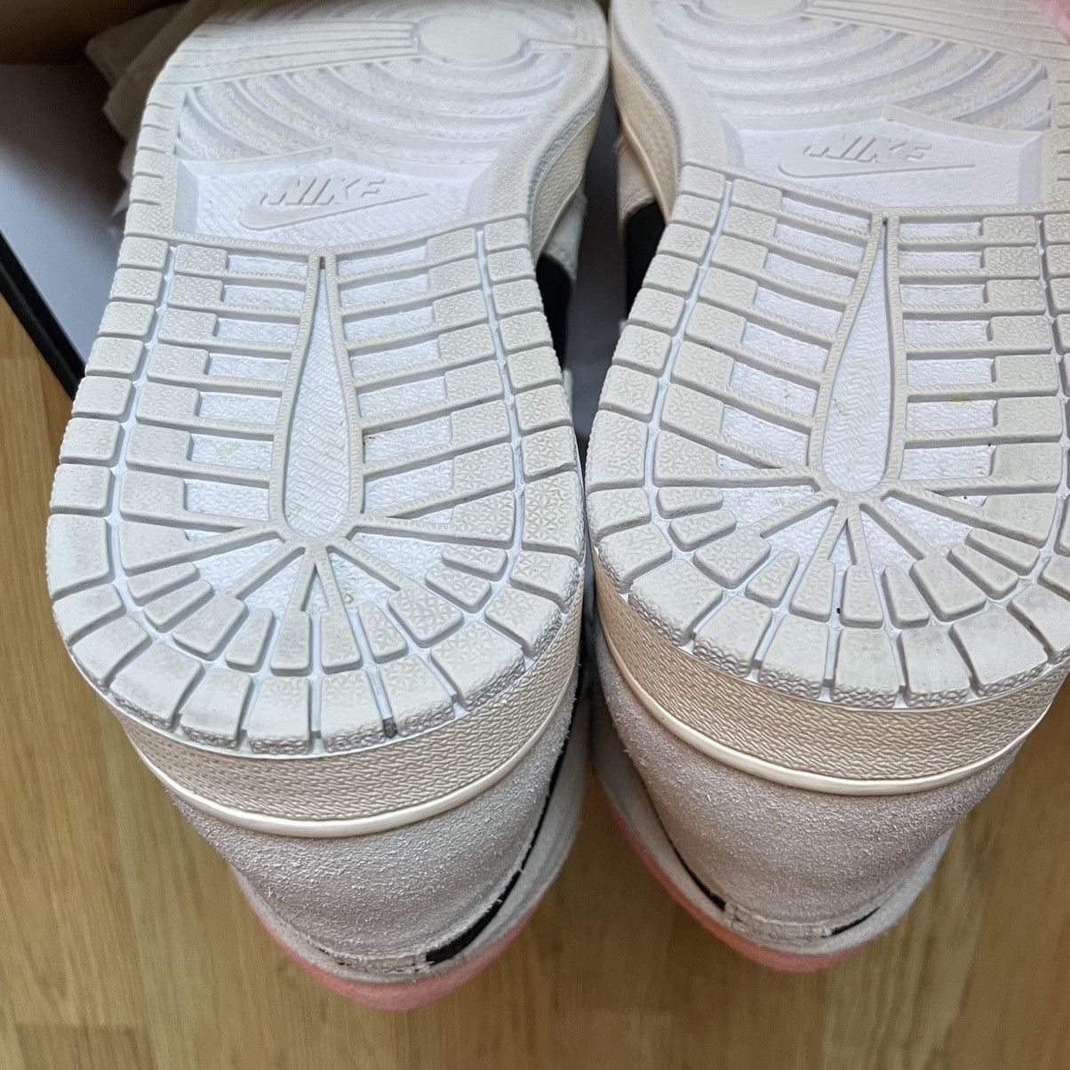 2019 Air Jordan 1 Retro High OG Neutral Grey SP