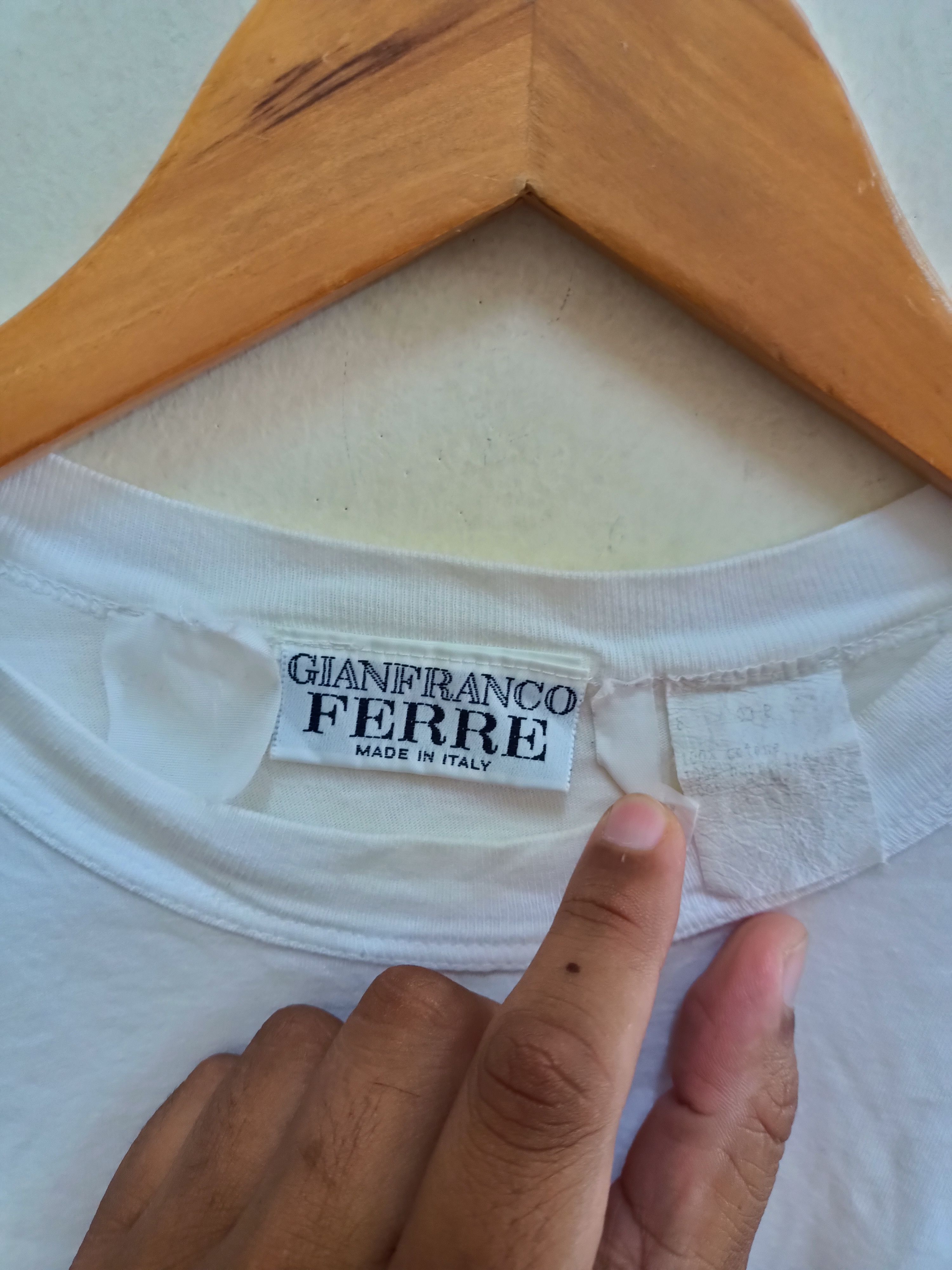 Ferre × Gianfranco Ferre × Vintage Vintage Gianfranco Ferre t-shirt Size US L / EU 52-54 / 3 - 3 Thumbnail