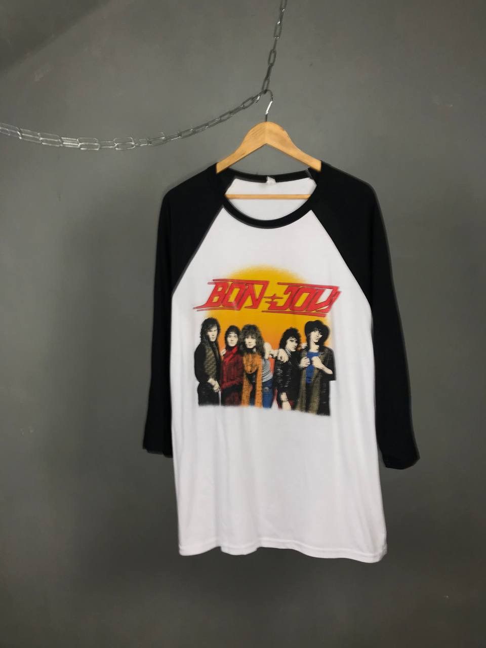 Band Tees Bon Jovi vintage rock band made in USA longsleeve Size US XL / EU 56 / 4 - 1 Thumbnail