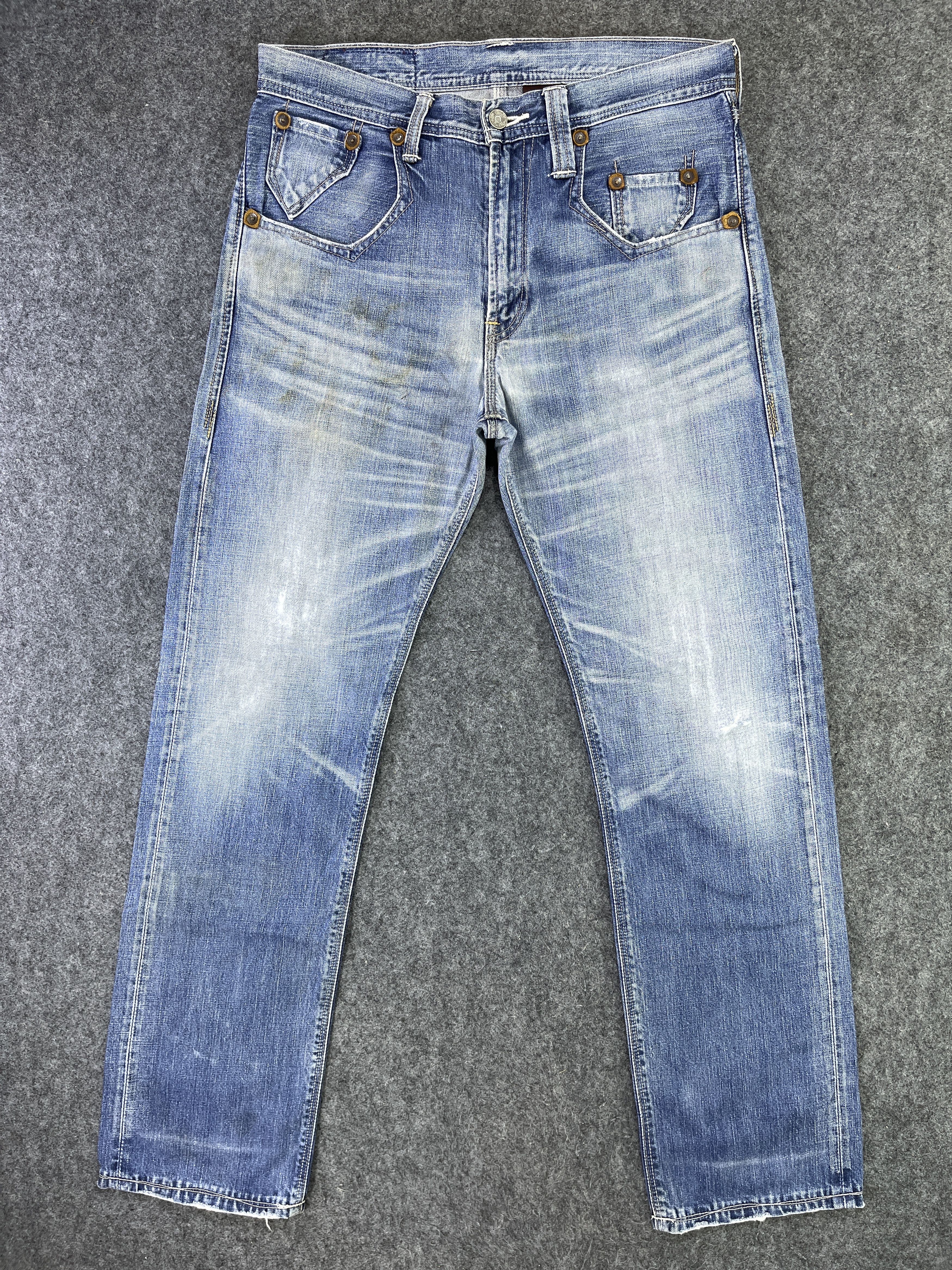 Vintage Levis 502 Faded Jeans - J882