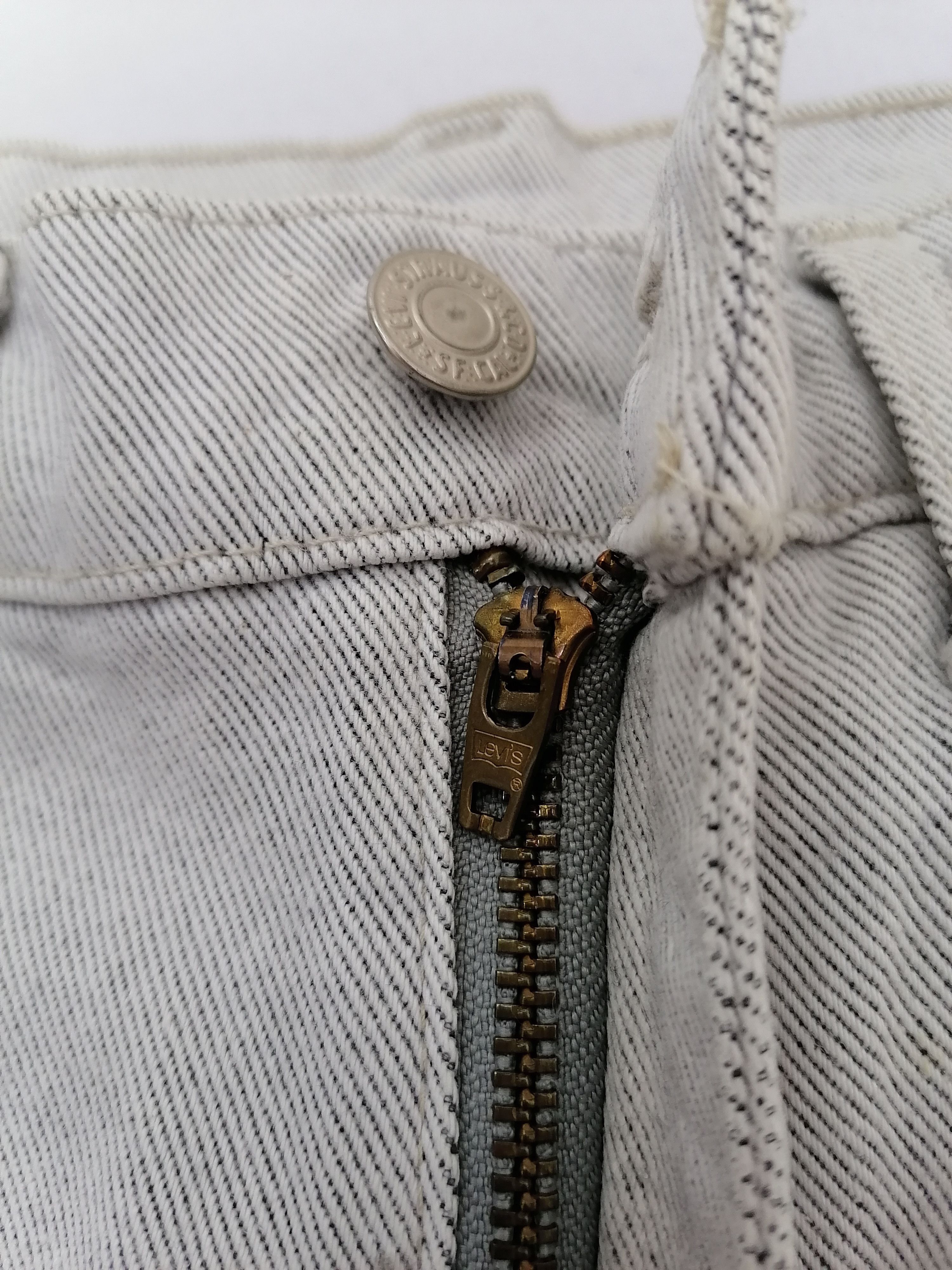 Japanese Brand × Levi's × Levi's Vintage Clothing 509-03 Levi's Denim Jeans Size US 31 - 4 Thumbnail