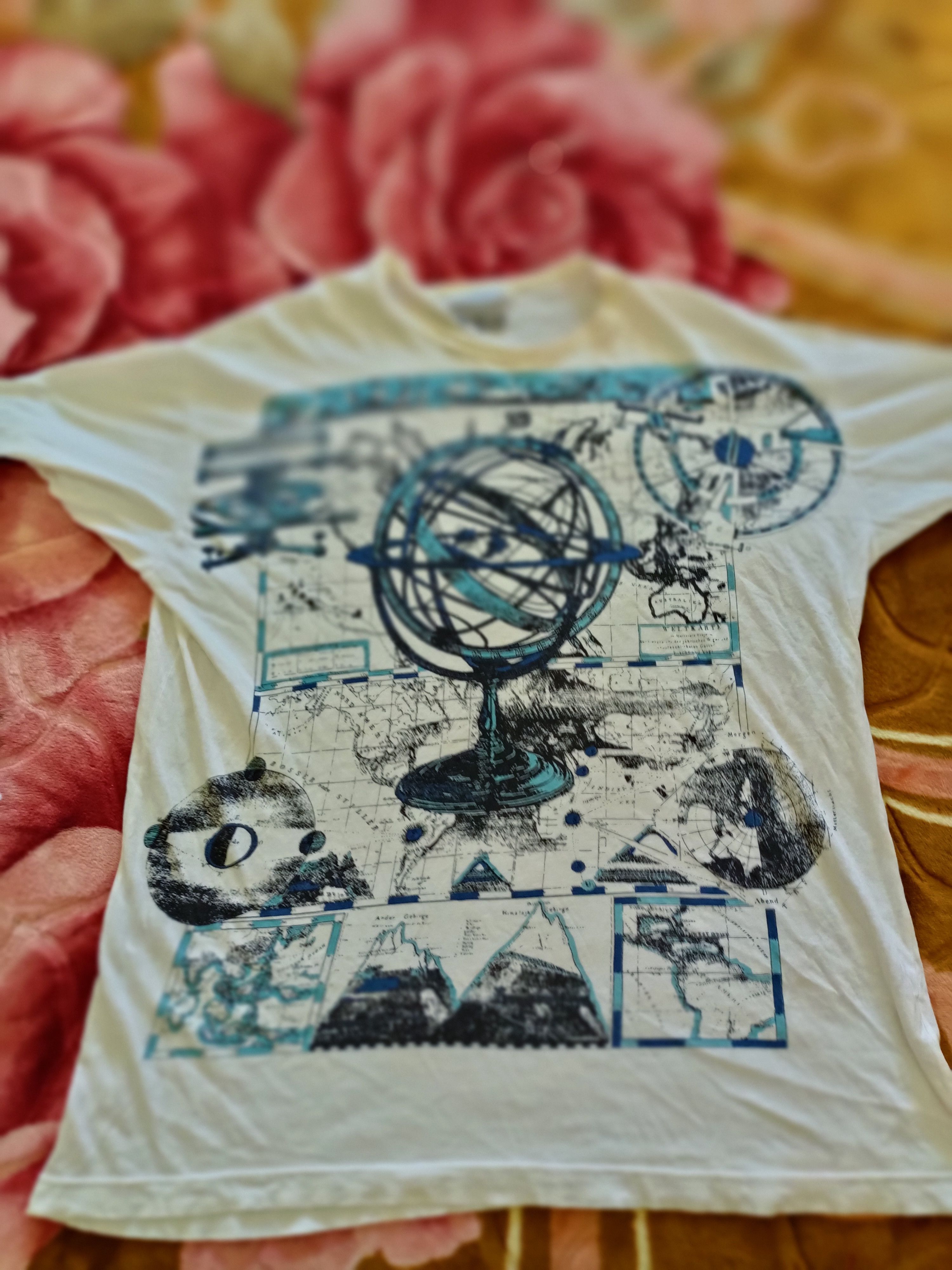 Gianfranco Ferre × Vintage Vintage Gianfranco Ferre t-shirt Size US XL / EU 56 / 4 - 6 Thumbnail