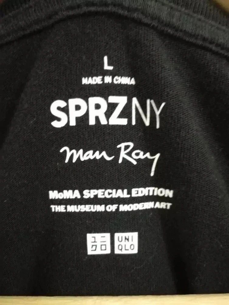 Other Man Ray X SPRZNY X Uniqlo Art Tshirt American visual artist Size US L / EU 52-54 / 3 - 4 Thumbnail
