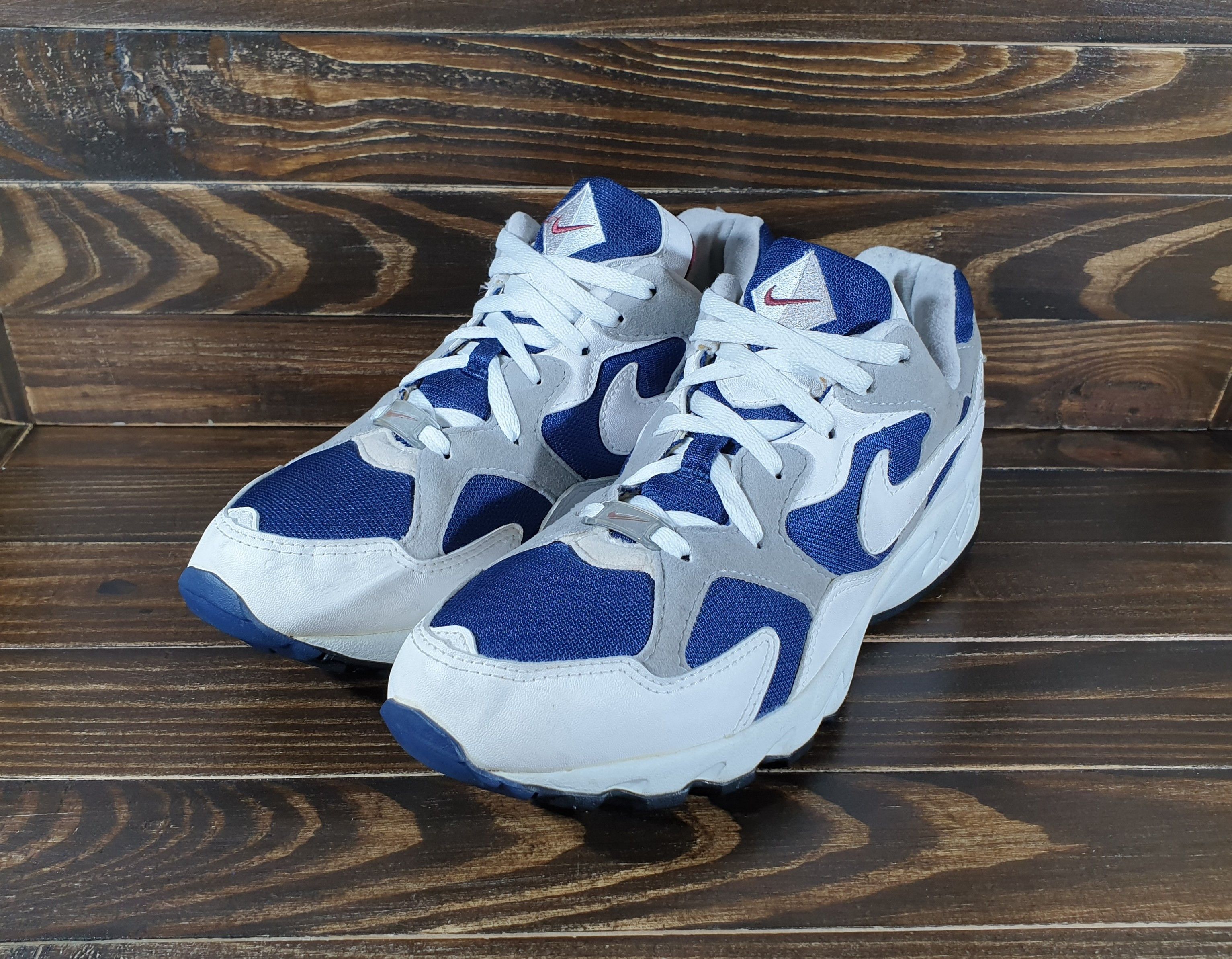 Nike Vintage Nike Air Equator 1996 Mens Sneakers Retro Very Rare Size US 9 / EU 42 - 4 Thumbnail