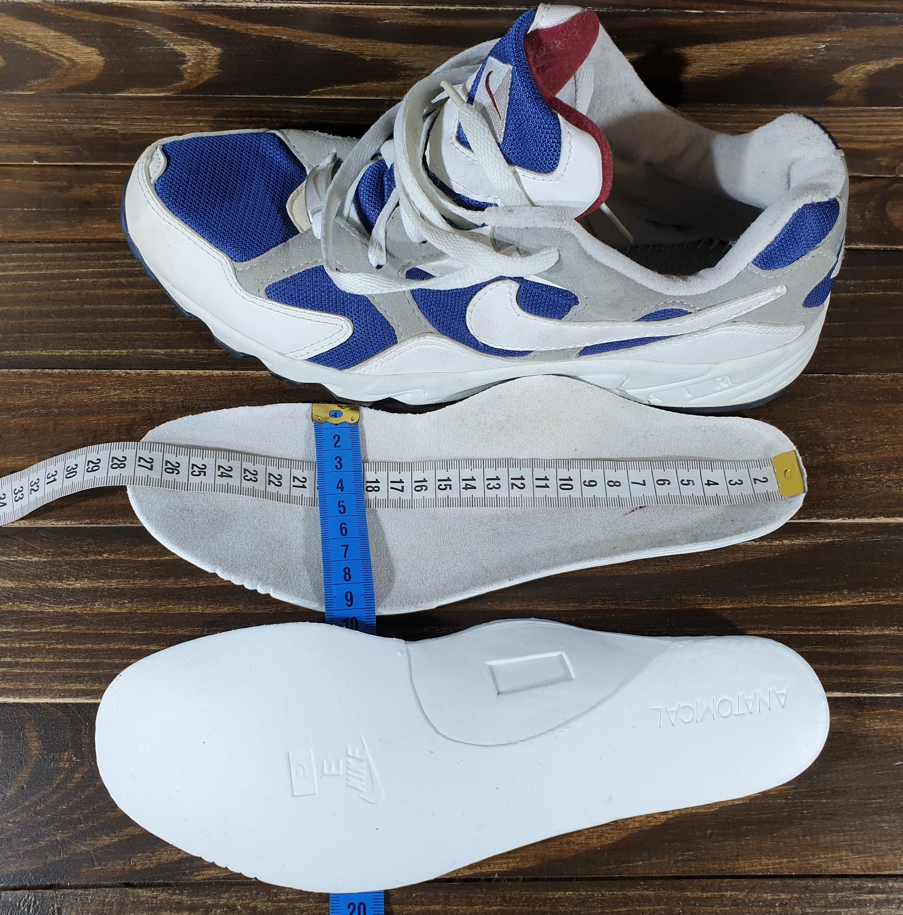 Nike Vintage Nike Air Equator 1996 Mens Sneakers Retro Very Rare Size US 9 / EU 42 - 12 Thumbnail