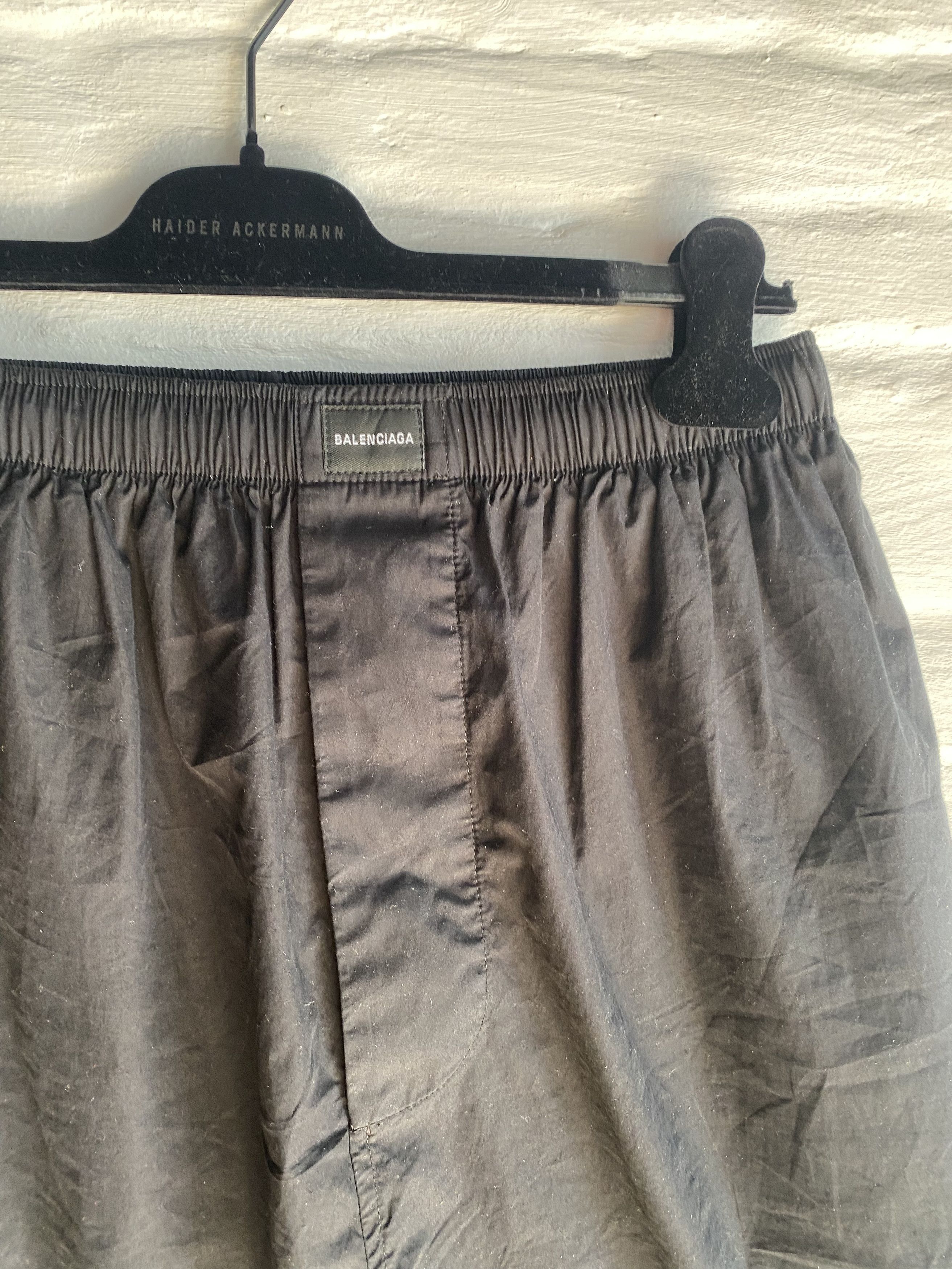 Balenciaga Balenciaga Homewear Shorts Size 48 fit Oversized Size US 32 / EU 48 - 4 Thumbnail