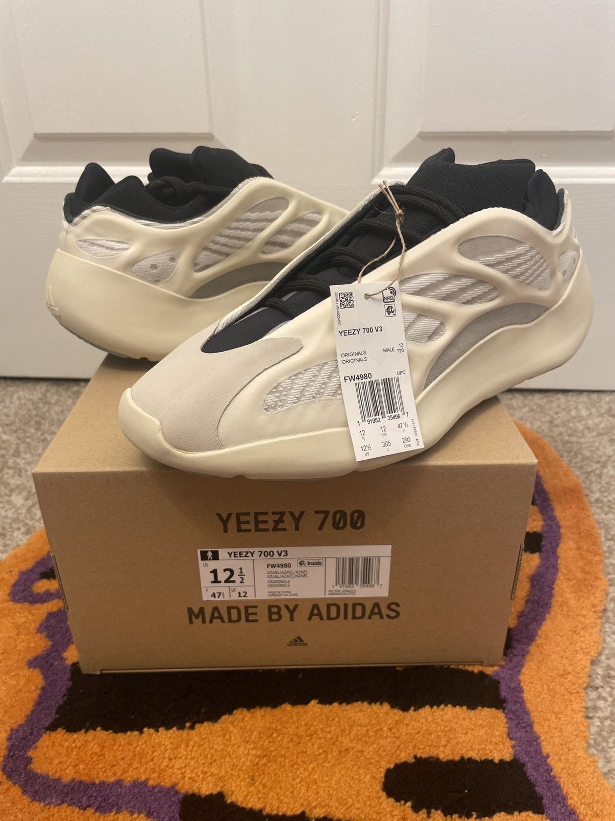 yeezy 700 v3 kanye