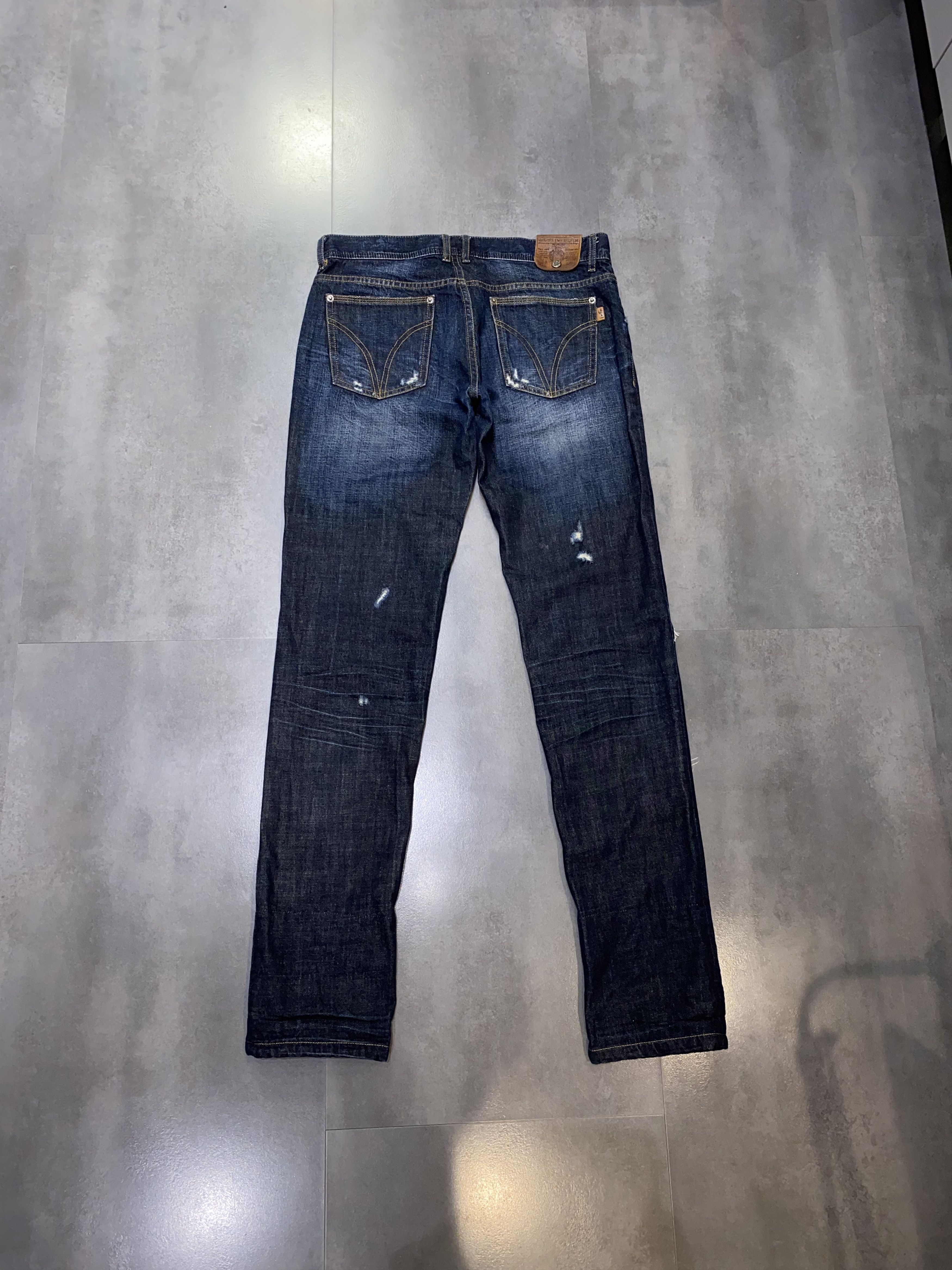 Dolce & Gabbana Dolce & Gabbana Distressed Indigo Denim Pants Size US 32 / EU 48 - 10 Thumbnail