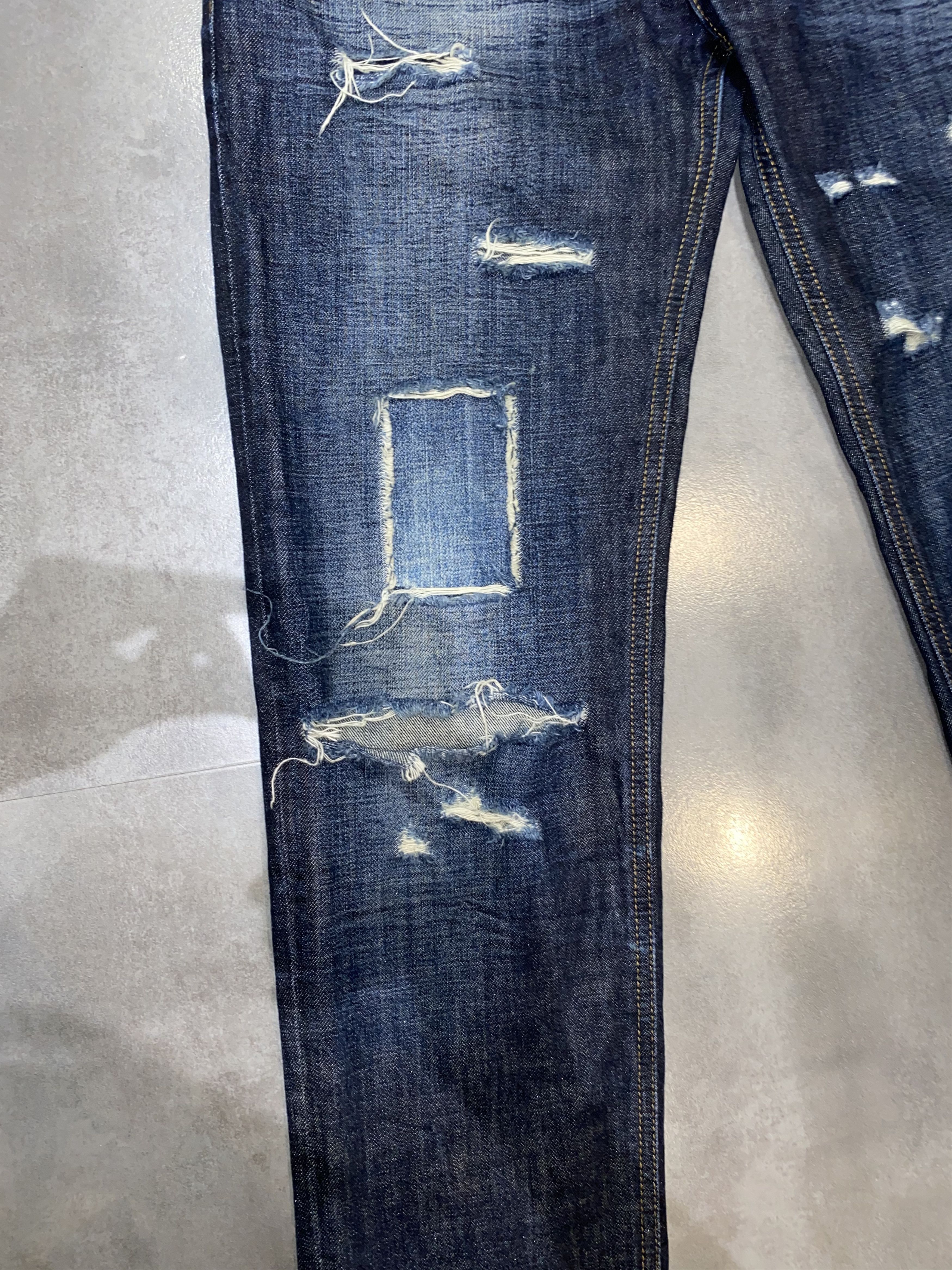 Dolce & Gabbana Dolce & Gabbana Distressed Indigo Denim Pants Size US 32 / EU 48 - 9 Thumbnail