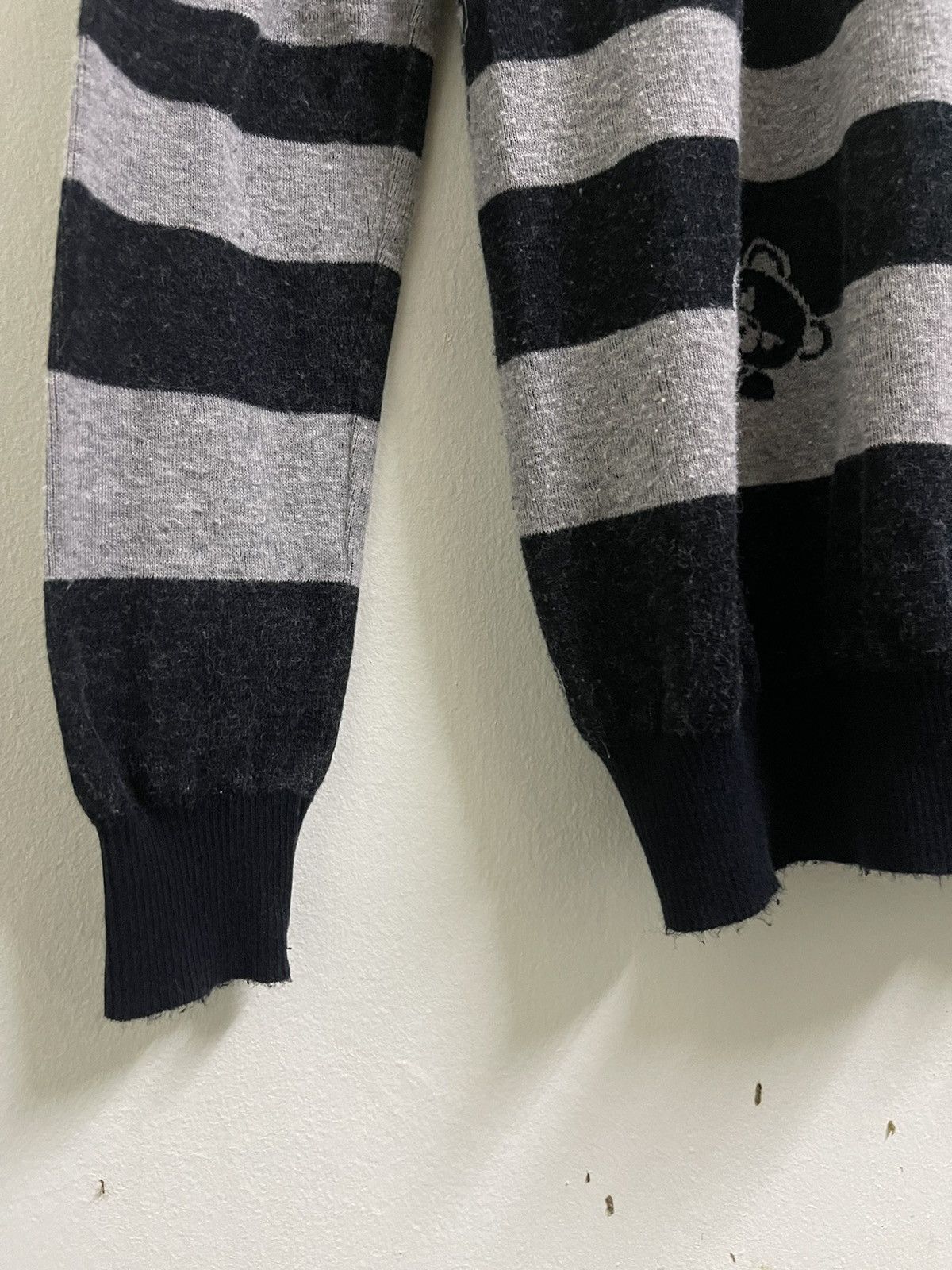 Hysteric Glamour Hysteric Glamour Striped Cardigan Size ONE SIZE - 7 Thumbnail