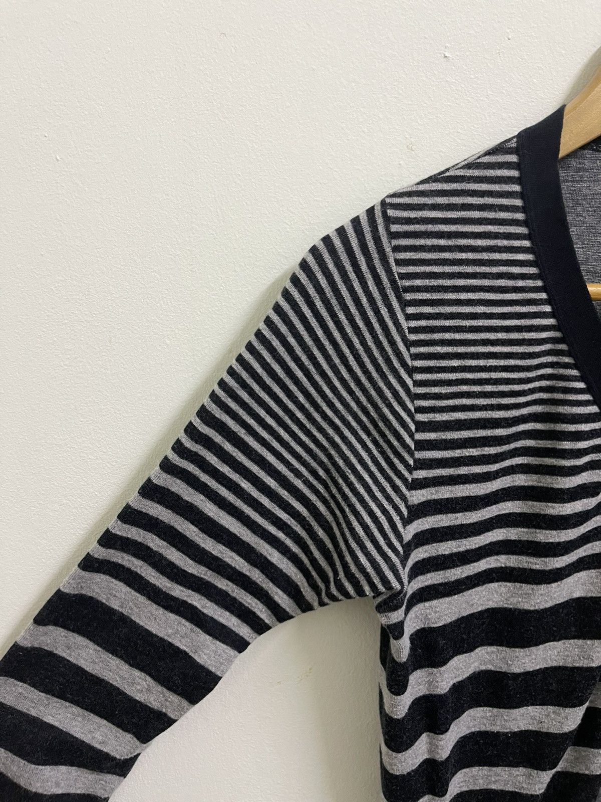 Hysteric Glamour Hysteric Glamour Striped Cardigan Size ONE SIZE - 3 Thumbnail