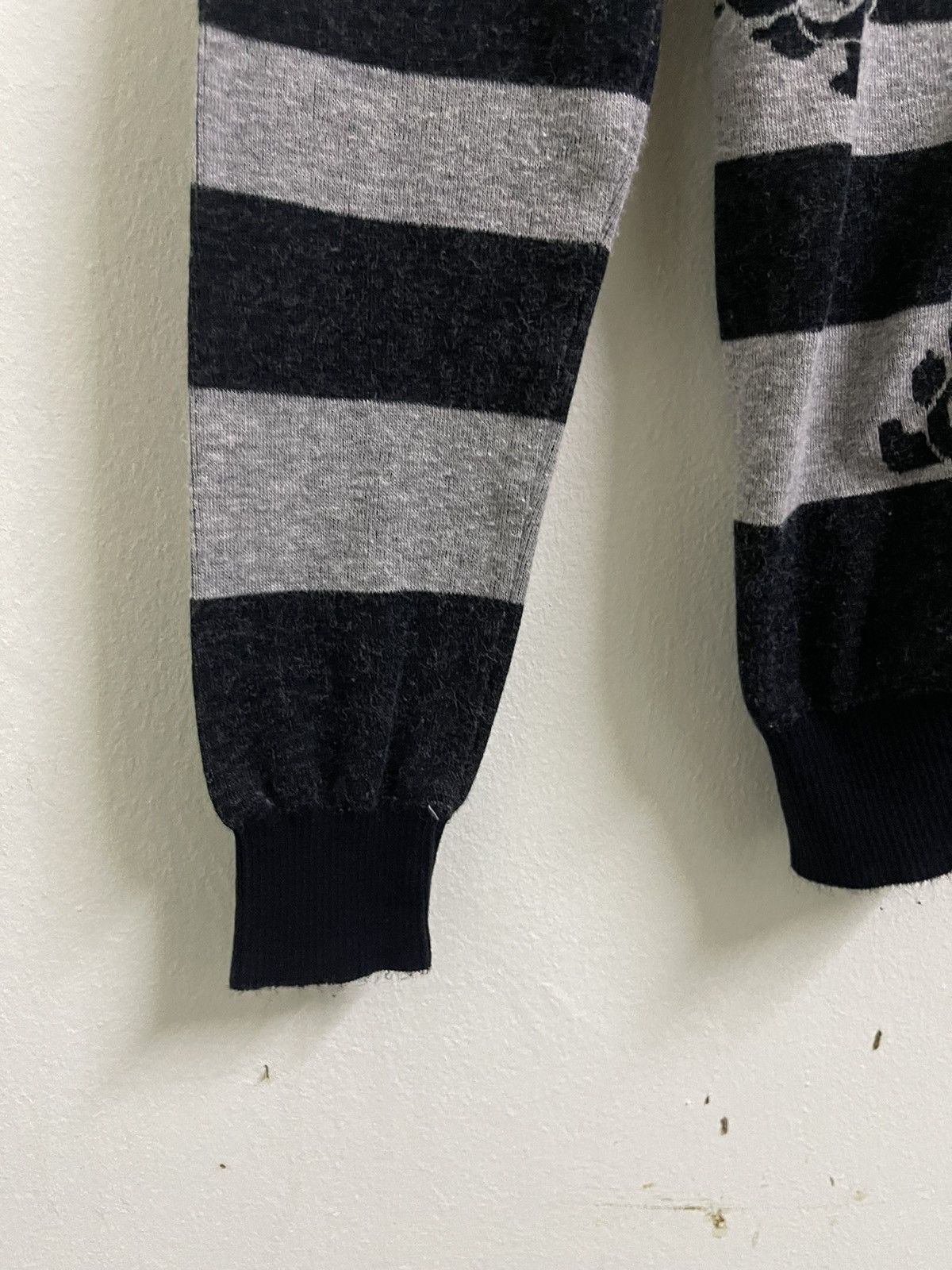 Hysteric Glamour Hysteric Glamour Striped Cardigan Size ONE SIZE - 5 Thumbnail