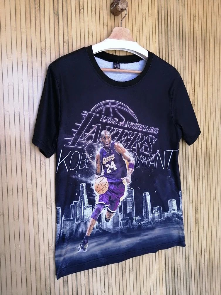 NBA LAKERS KOBE BRYANT All over Print Tshirt Size US M / EU 48-50 / 2 - 3 Thumbnail
