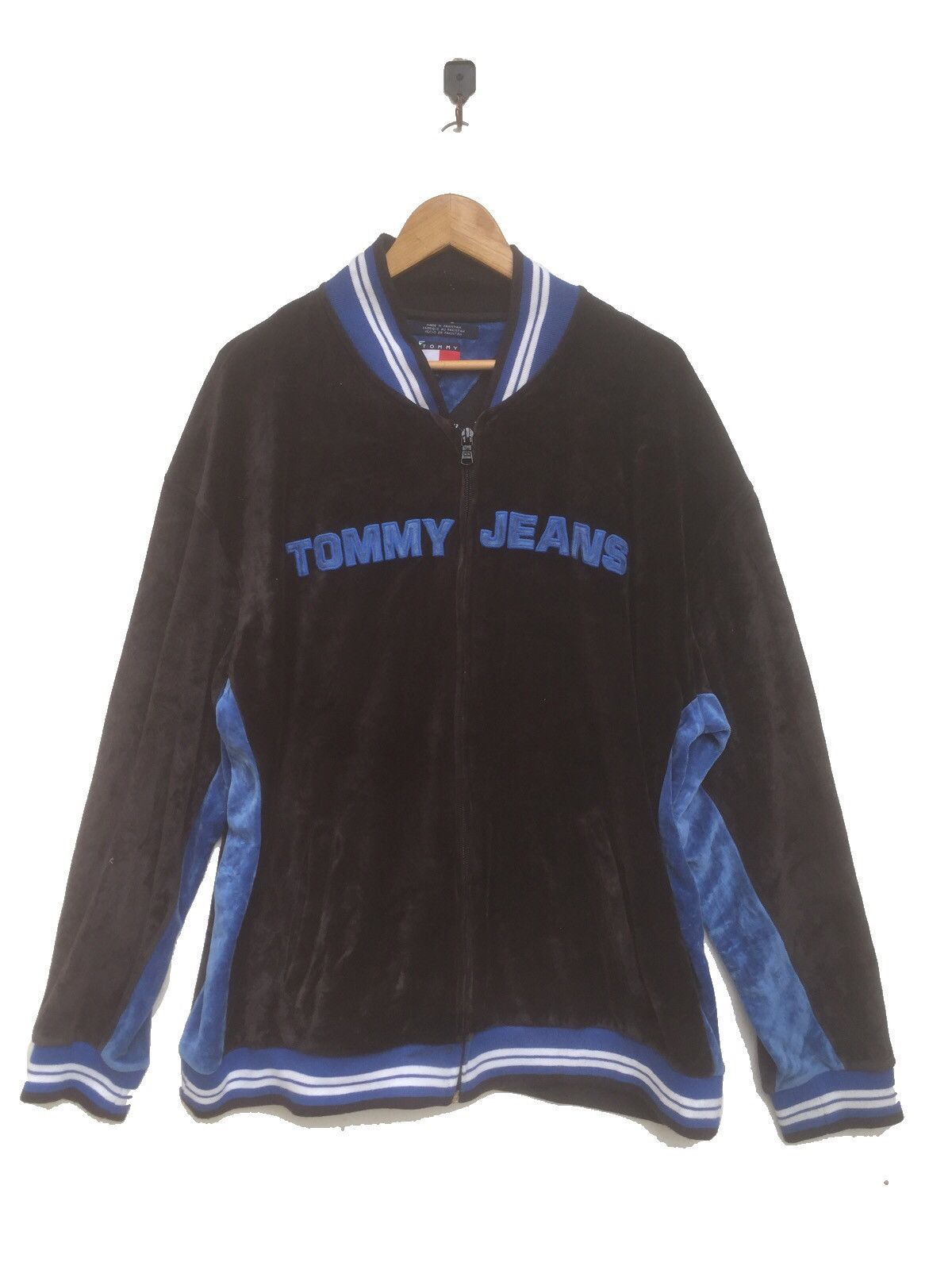 Tommy Hilfiger Rare Vintage 80s Tommy Jeans jacket Casual Very Nice Design Size US XL / EU 56 / 4 - 1 Thumbnail