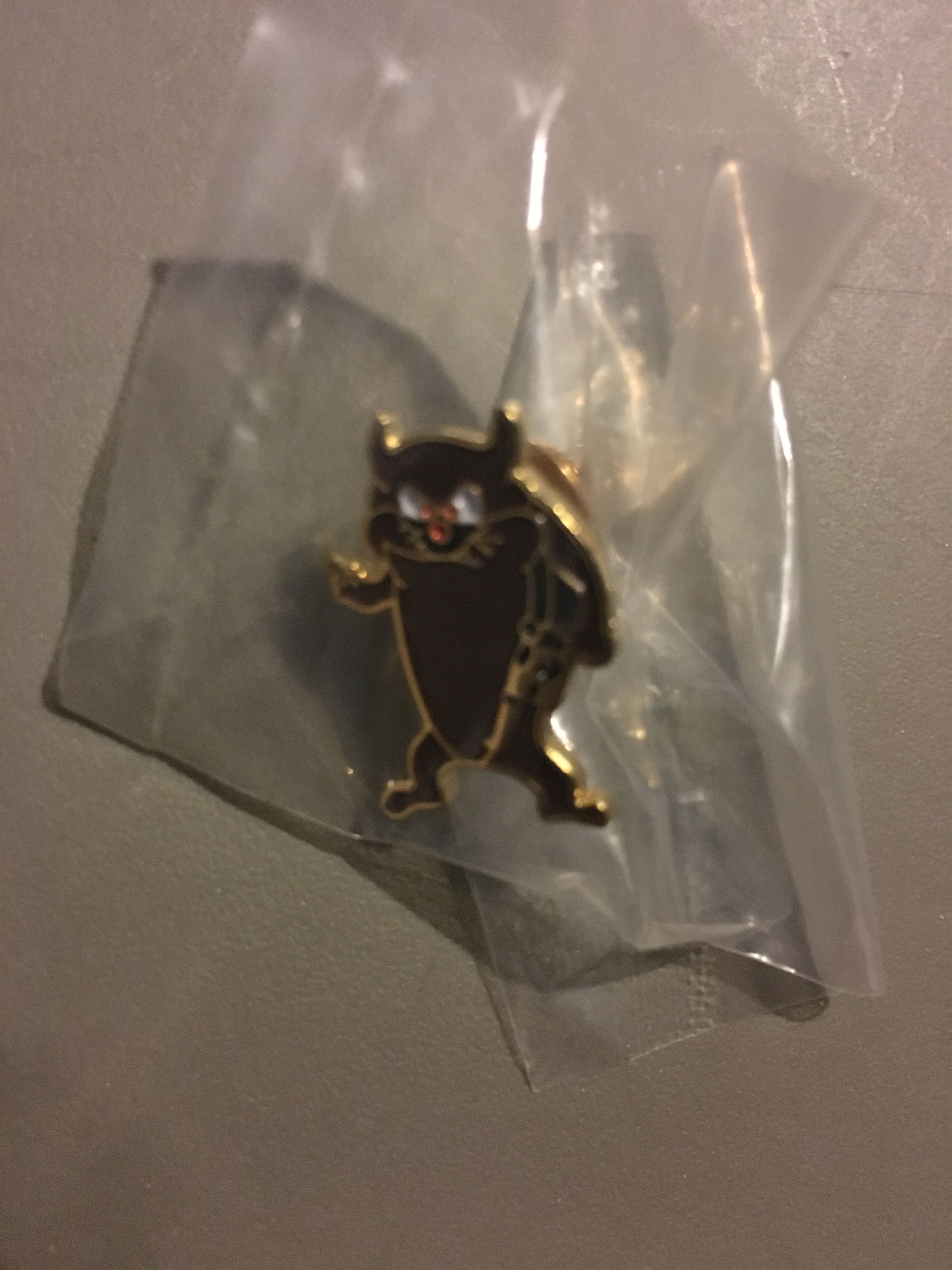 Supreme Supreme Taz Pin FW13 Size ONE SIZE - 1 Thumbnail
