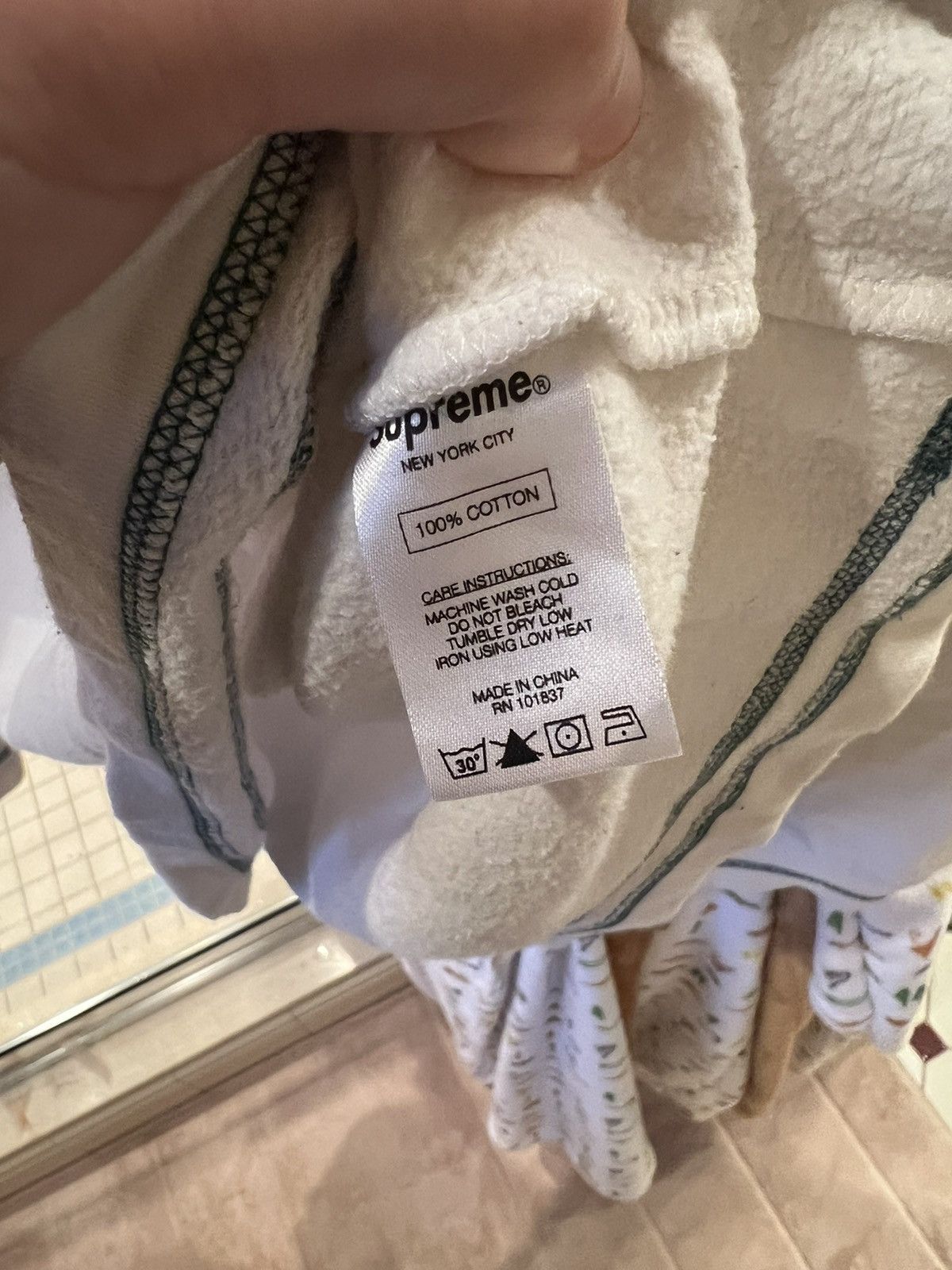 Supreme Supreme Center Strip Crewneck - L Size US L / EU 52-54 / 3 - 8 Thumbnail