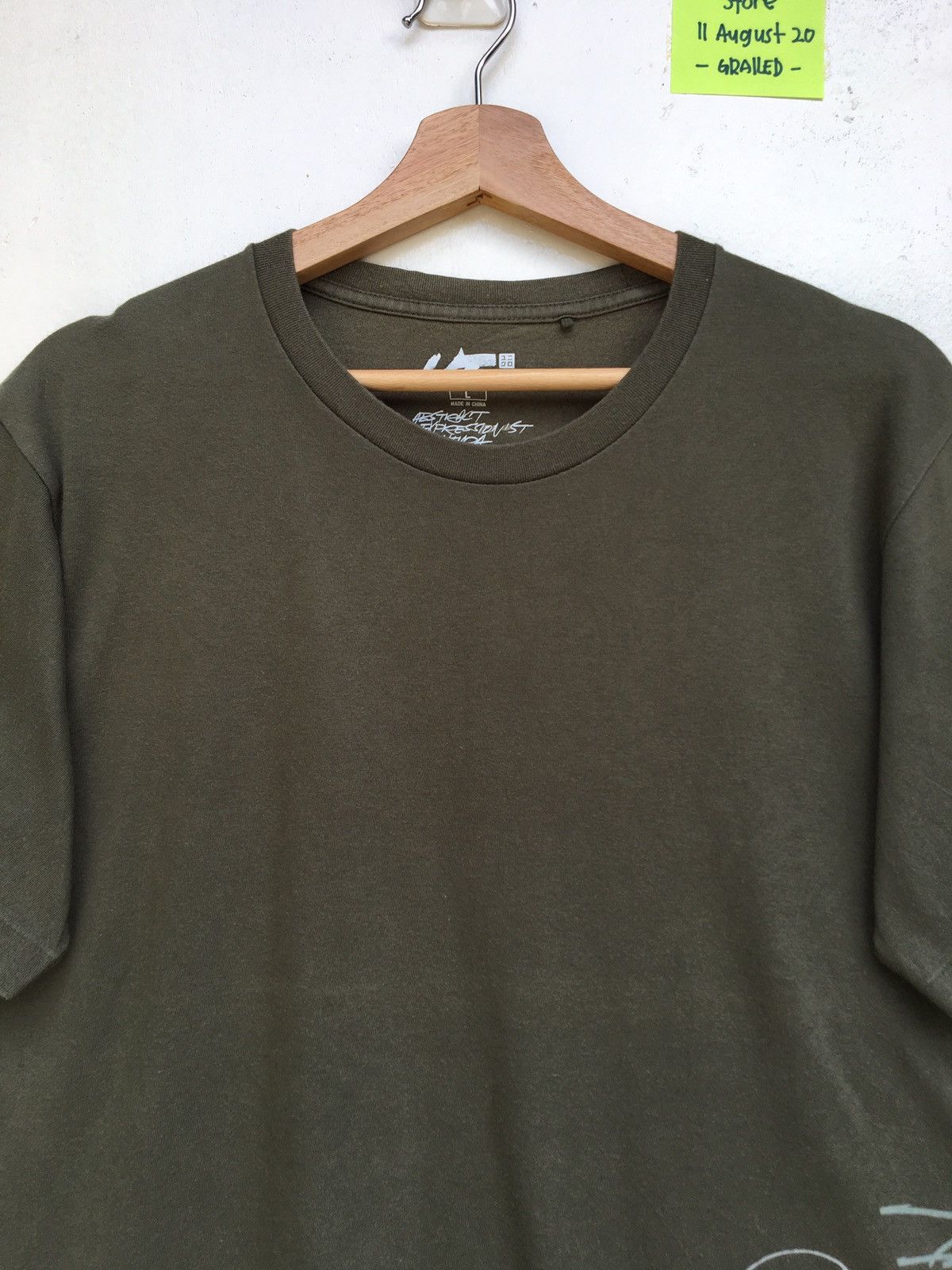 Futura × Uniqlo Rare Uniqlo x Futura Abstract Expression Design Tshirt Size US L / EU 52-54 / 3 - 4 Thumbnail