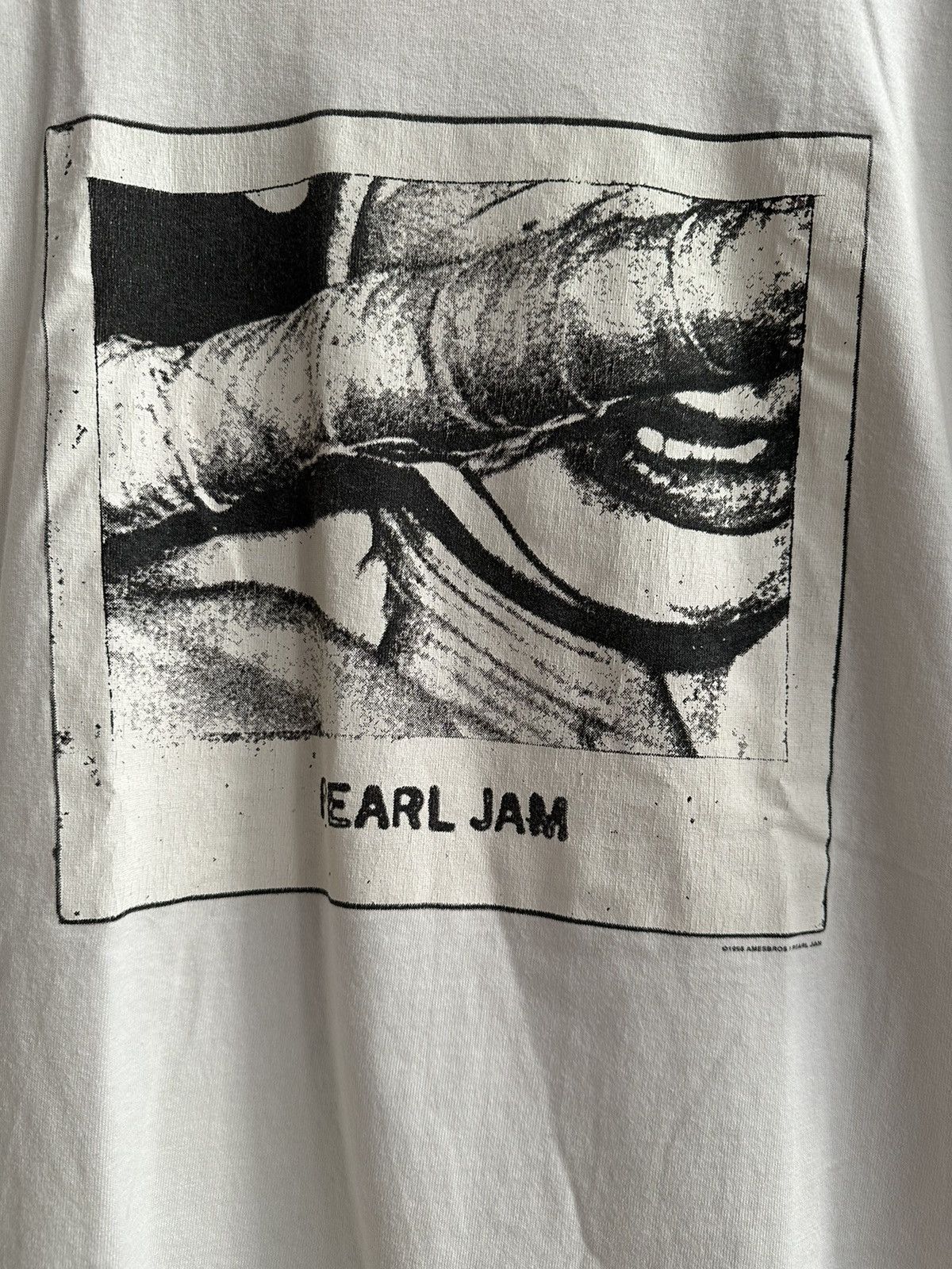 Vintage Vintage 1996 Pearl Jam Ringer Tee Very Rare Seattle WA Date Size US L / EU 52-54 / 3 - 2 Preview