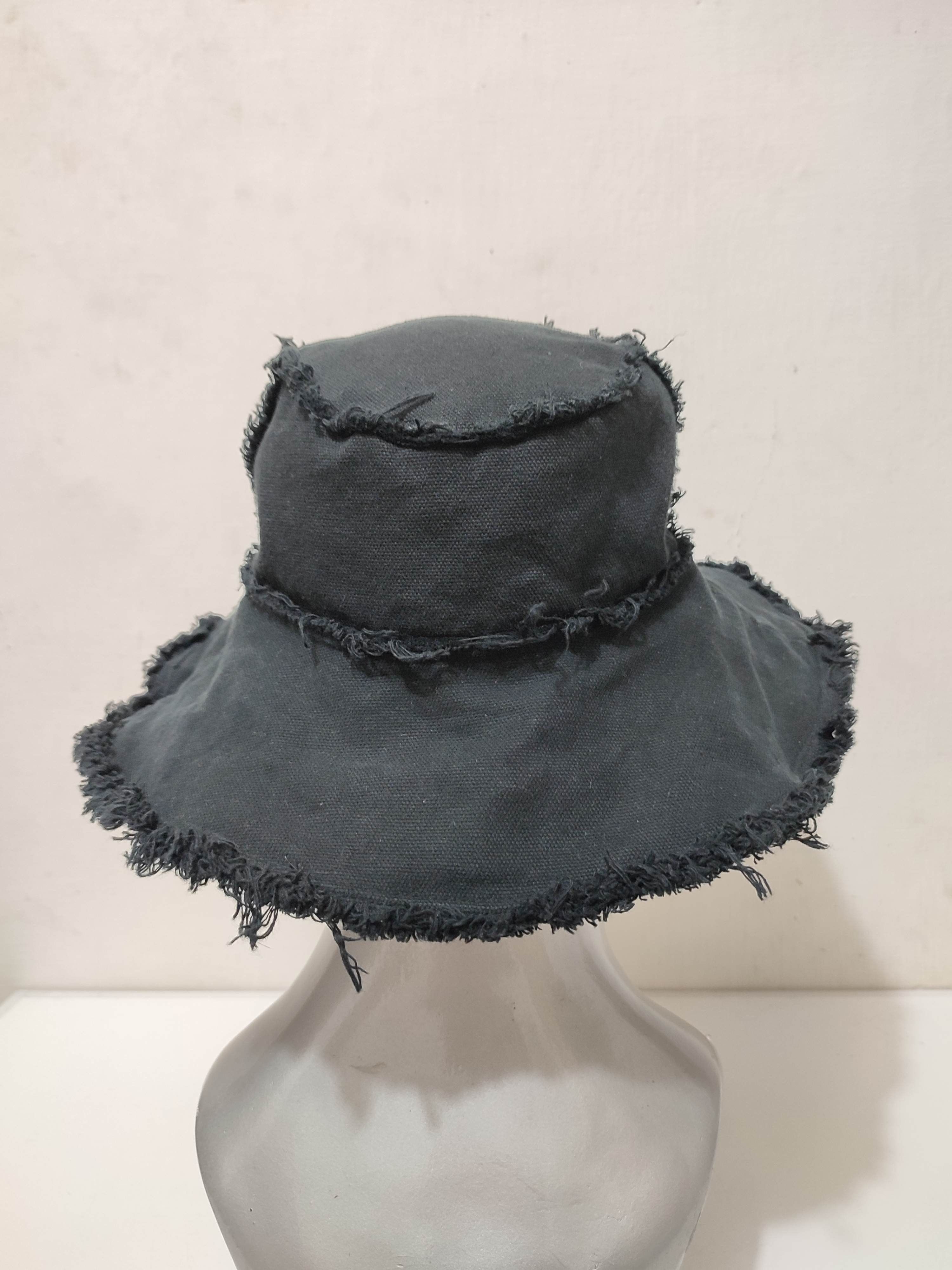 Other Unknown Black Distressed frayed Bucket Hats Size ONE SIZE - 6 Thumbnail