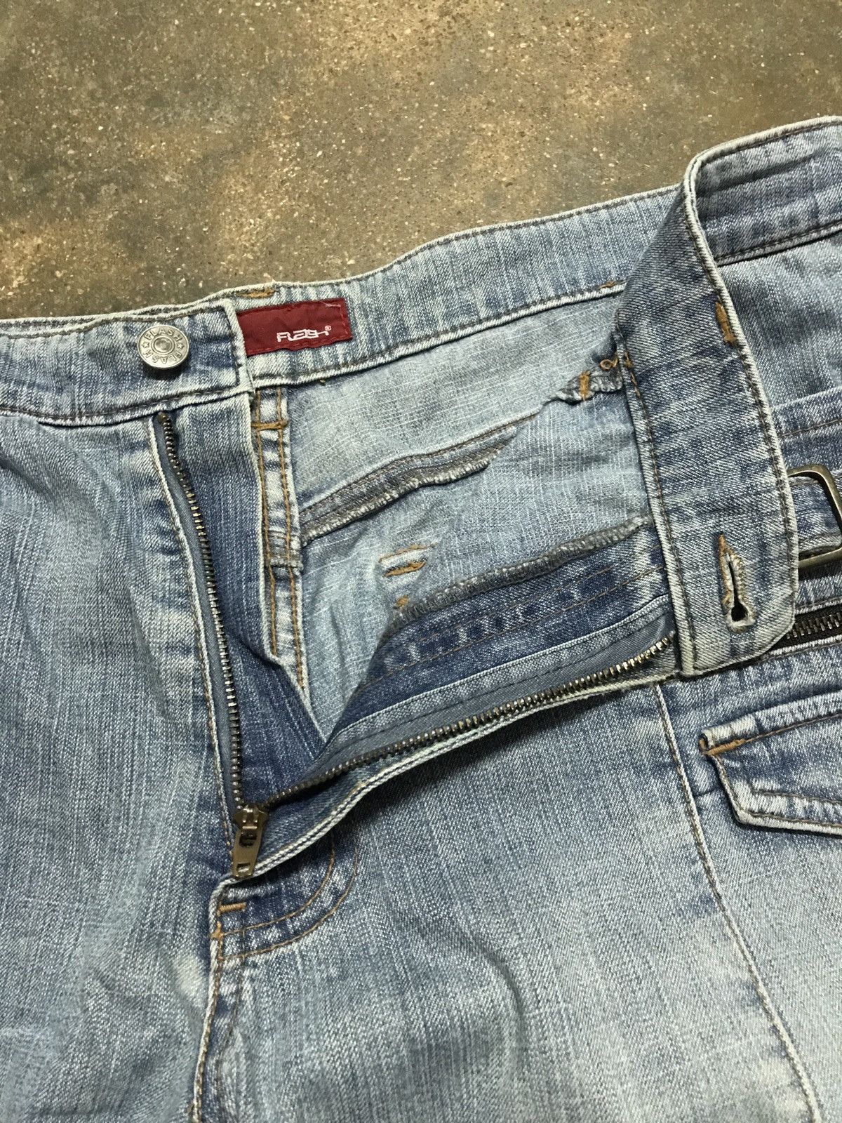 Japanese Brand Vintage Flash distress denim Size US 34 / EU 50 - 11 Thumbnail