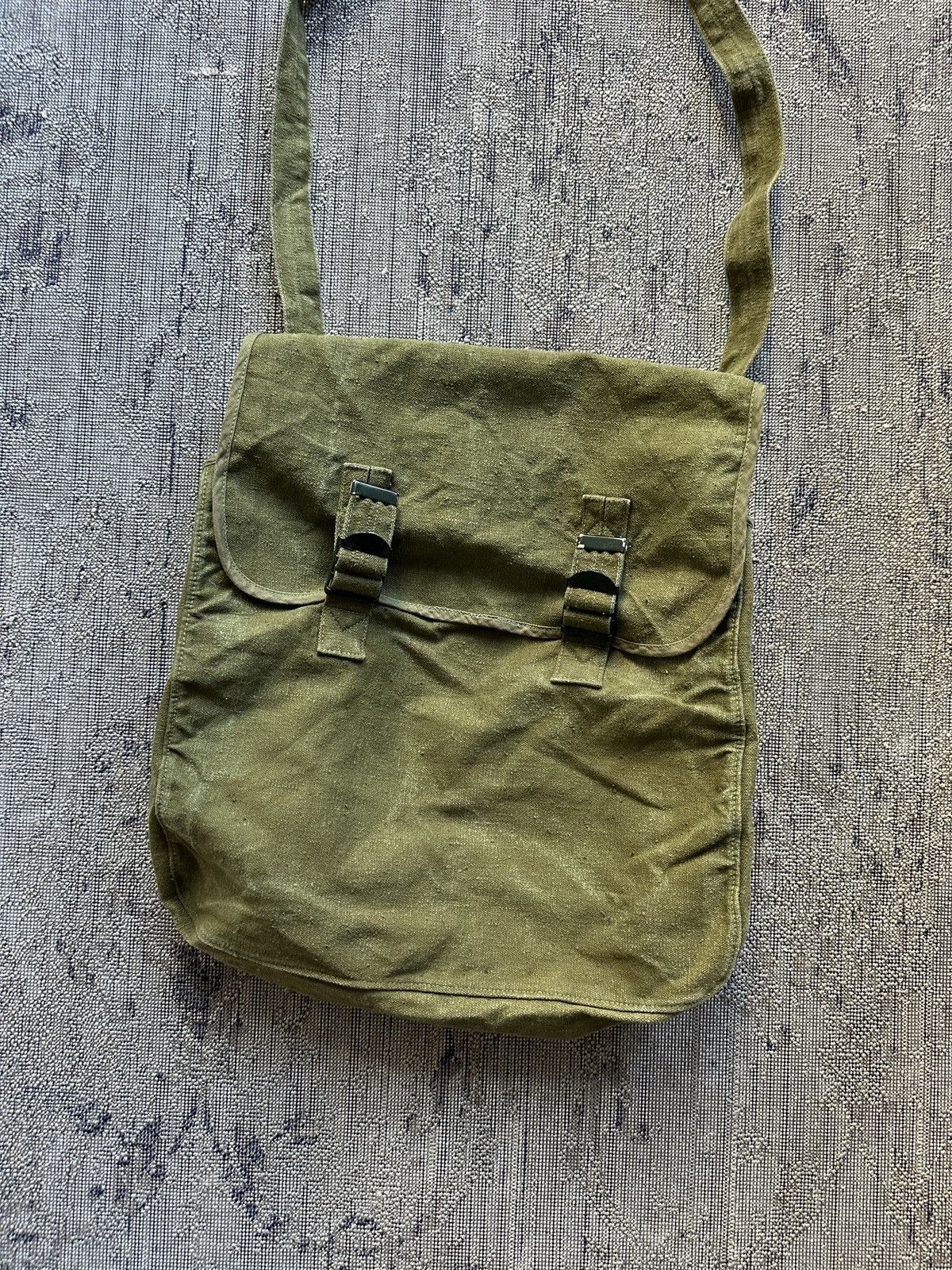 Japanese Brand × Vintage Military 80’s Crossbody Bag Size ONE SIZE - 2 Thumbnail