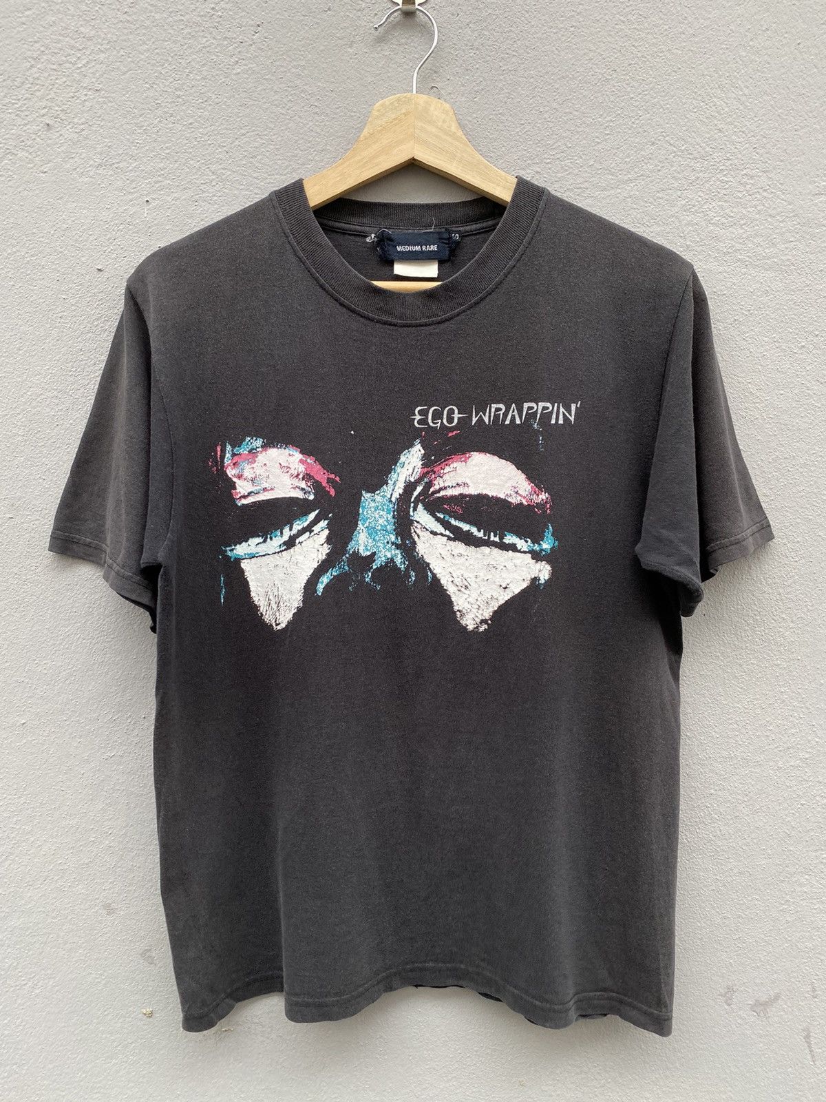 Japanese Brand × Vintage vintage 90s medium rare x ego wrappin rare graphics tees Size US M / EU 48-50 / 2 - 2 Thumbnail