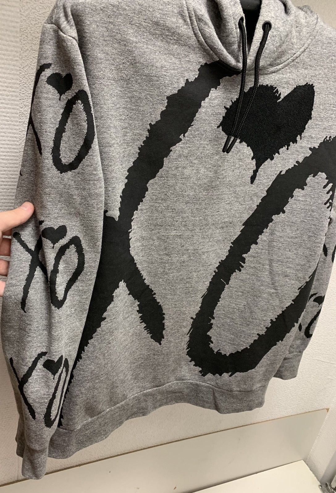 H&M The weeknd H&M & XO grey hoodie M sz luxury streetwear Size US M / EU 48-50 / 2 - 2 Thumbnail