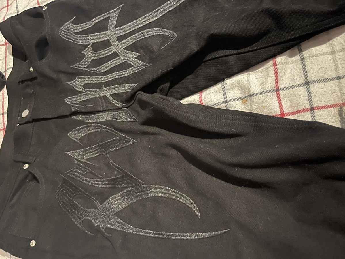 Revenge Revenge Black Embroidered denium Size US 34 / EU 50 - 2 Thumbnail