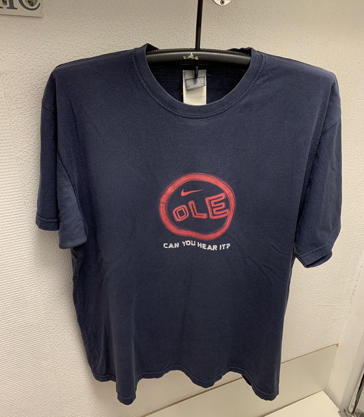 Nike Nike vintage t-shirt central logo 90th can you heart ? Xl sz Size US XL / EU 56 / 4 - 1 Thumbnail