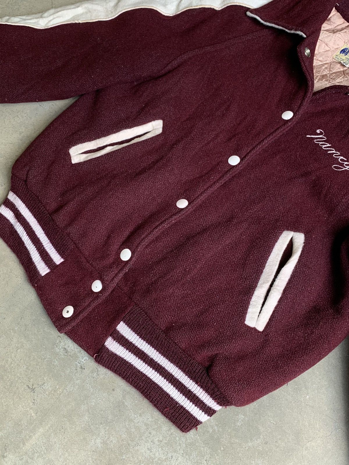 Vintage Vintage Embroidered Varsity Jacket by Hewitt MFG Size US S / EU 44-46 / 1 - 9 Thumbnail