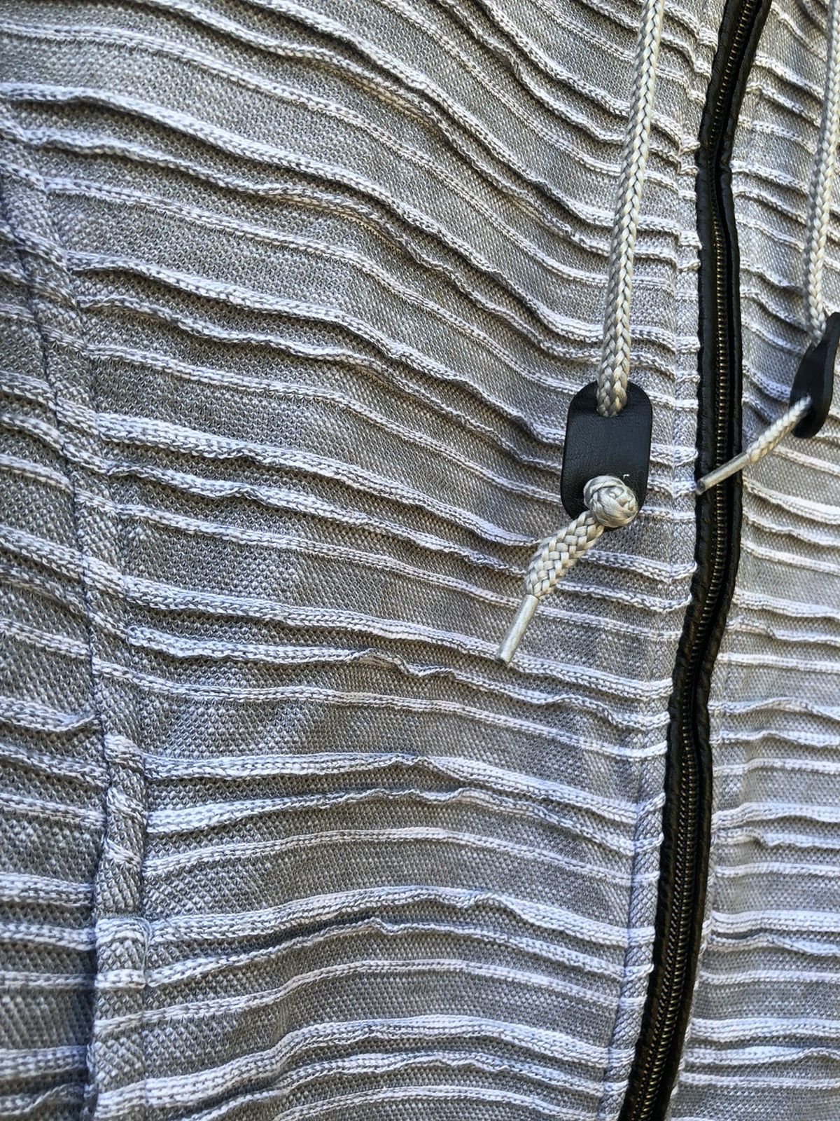 Japanese Brand Japanese Brand Mossimo Short Sleeve pleat Full Zip Size US M / EU 48-50 / 2 - 6 Thumbnail
