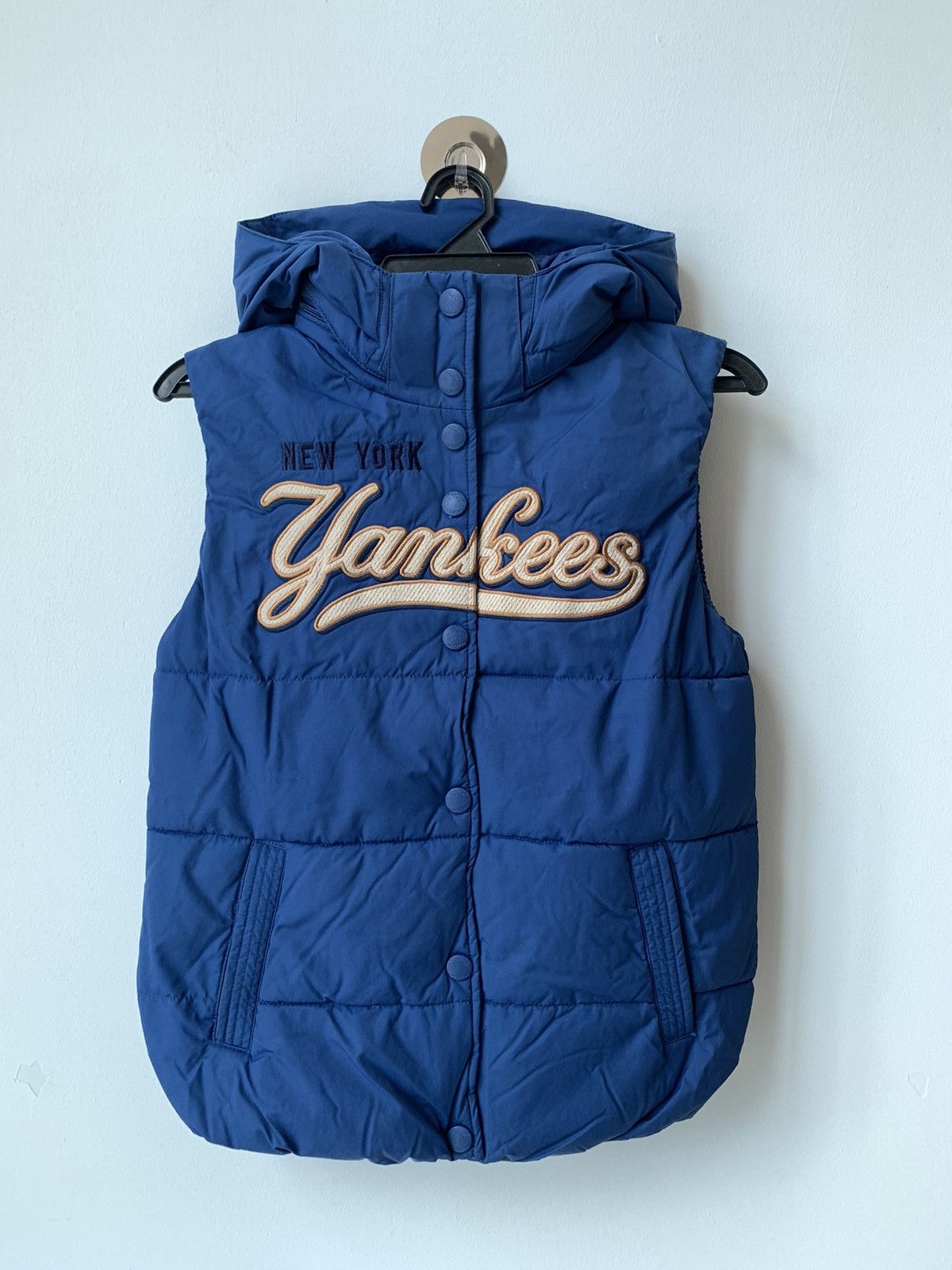 MLB Yankess baseball vest Size US M / EU 48-50 / 2 - 1 Thumbnail