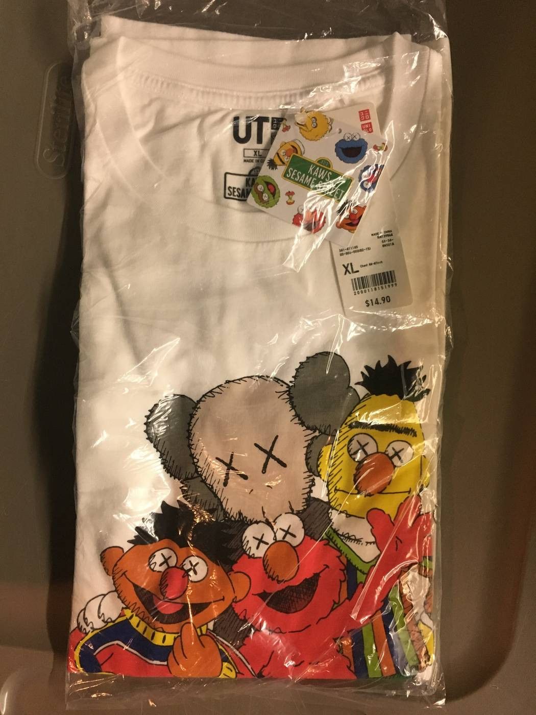 image of Kaws X Sesame Street Elmo Ernie Bert Size XL White, Men's