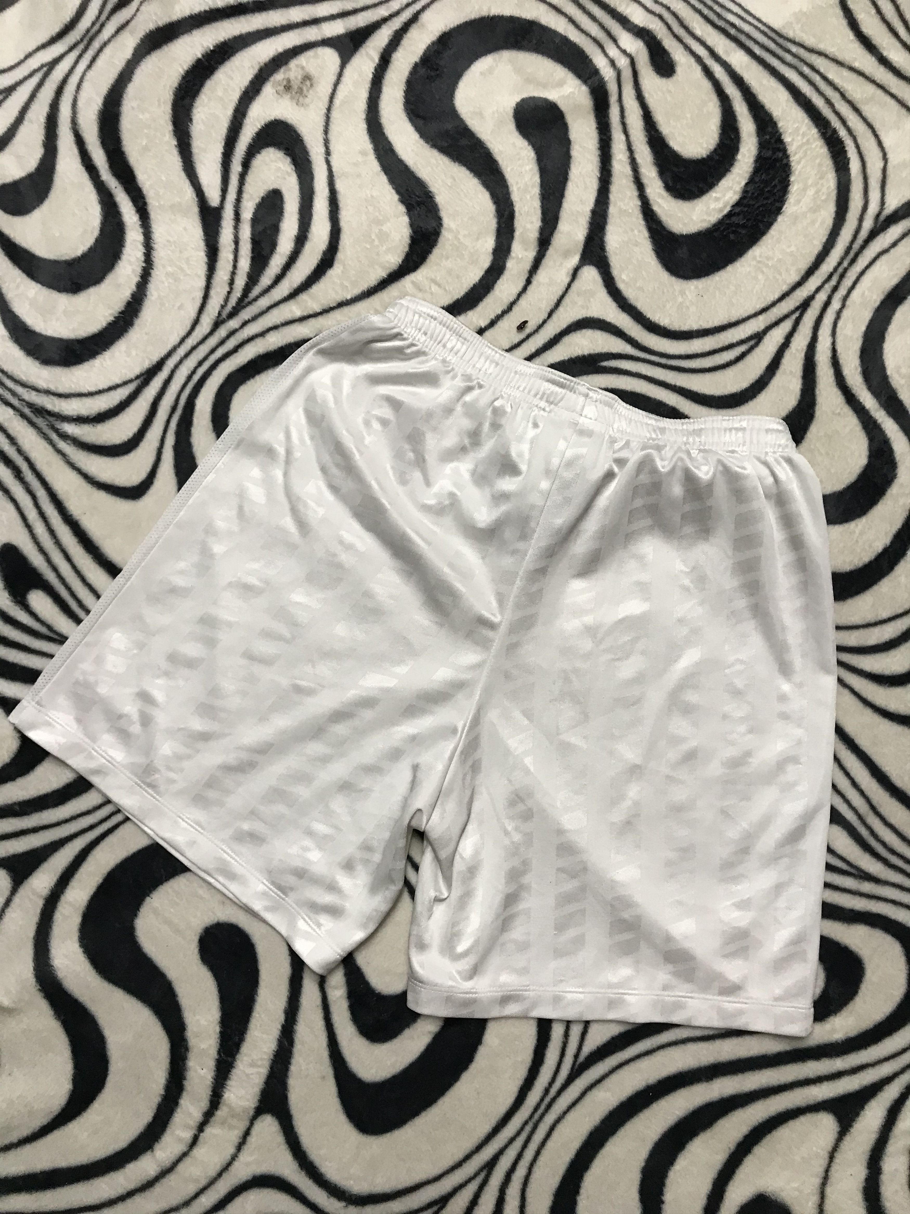 Nike × Vintage Vintage Nike Mens Shorts Dri Fit Y2K Size US 30 / EU 46 - 5 Thumbnail