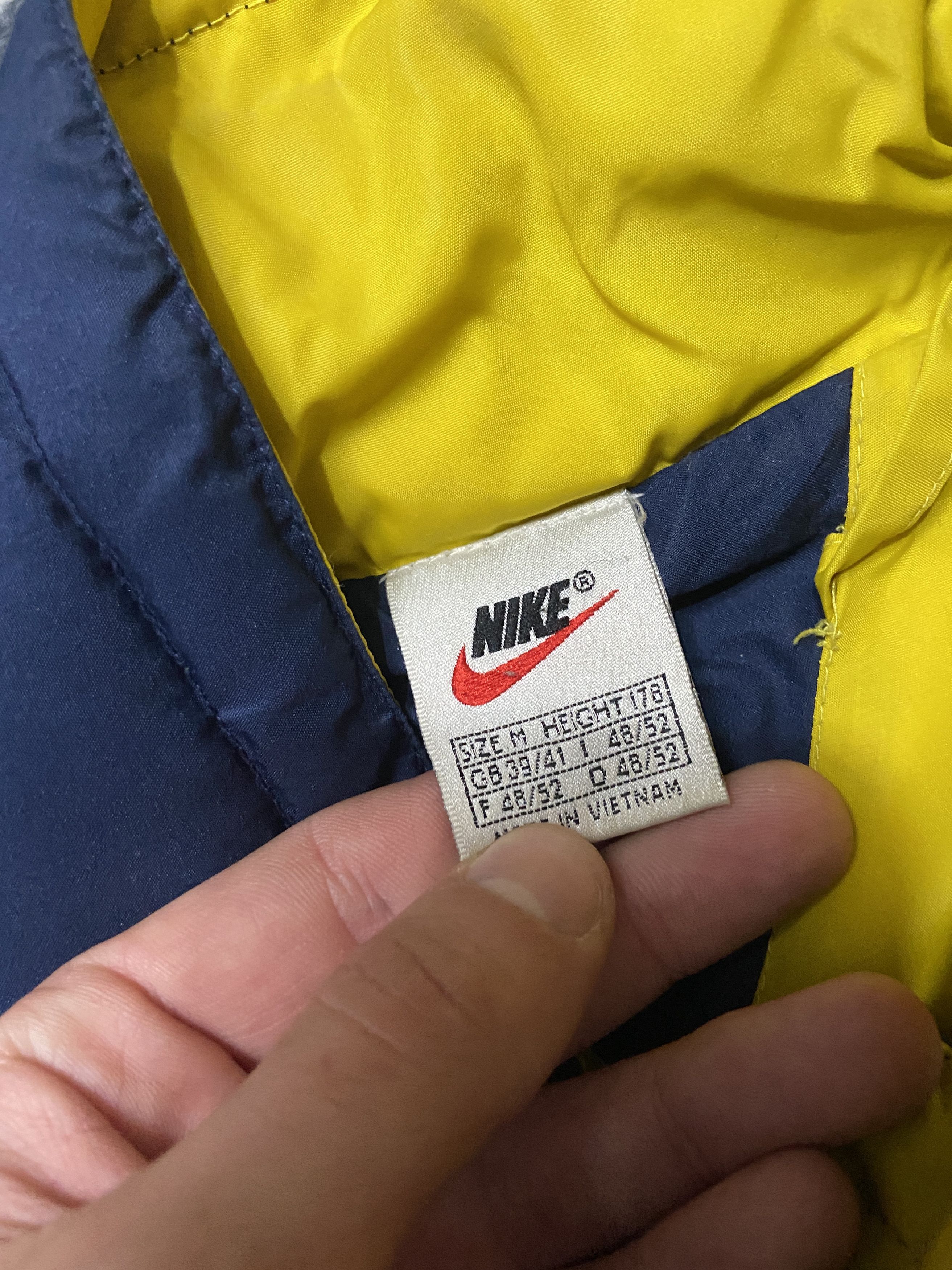 Nike Nike Vintage Mens Down Puffer Jacket Size US M / EU 48-50 / 2 - 4 Thumbnail