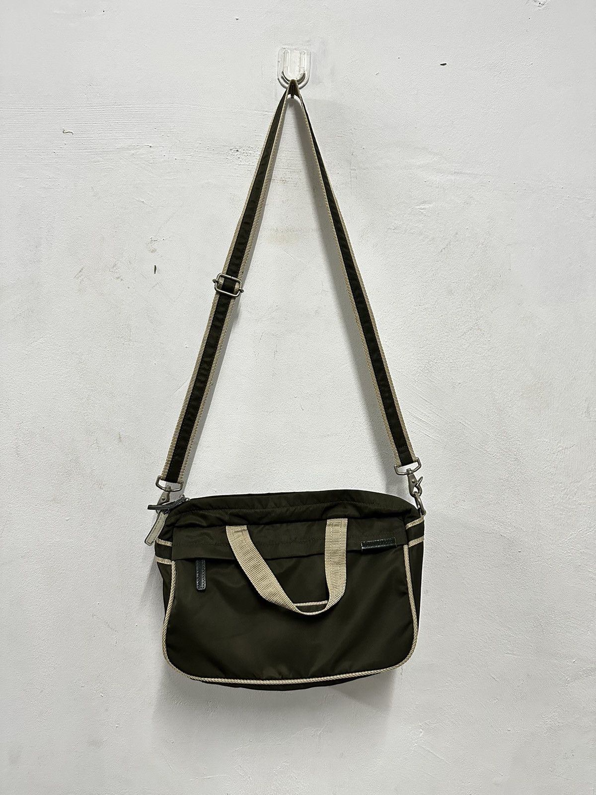 image of Vintage x Yohji Yamamoto Y'saccs Doux By Yohji Yamamoto Crossbody, Sling Nylon Bag in Dark Green