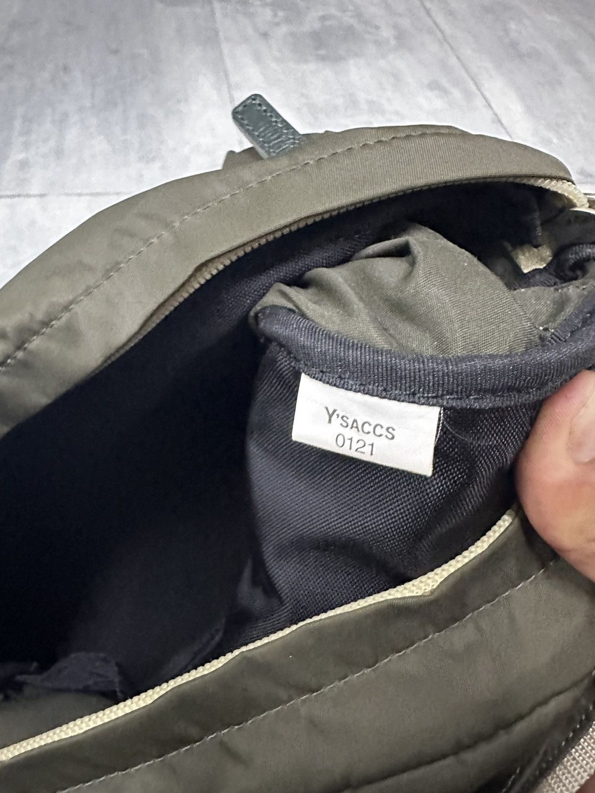 Japanese Brand Y'SACCS DOUX by Yohji Yamamoto Crossbody, Sling Nylon Bag Size ONE SIZE - 8 Thumbnail