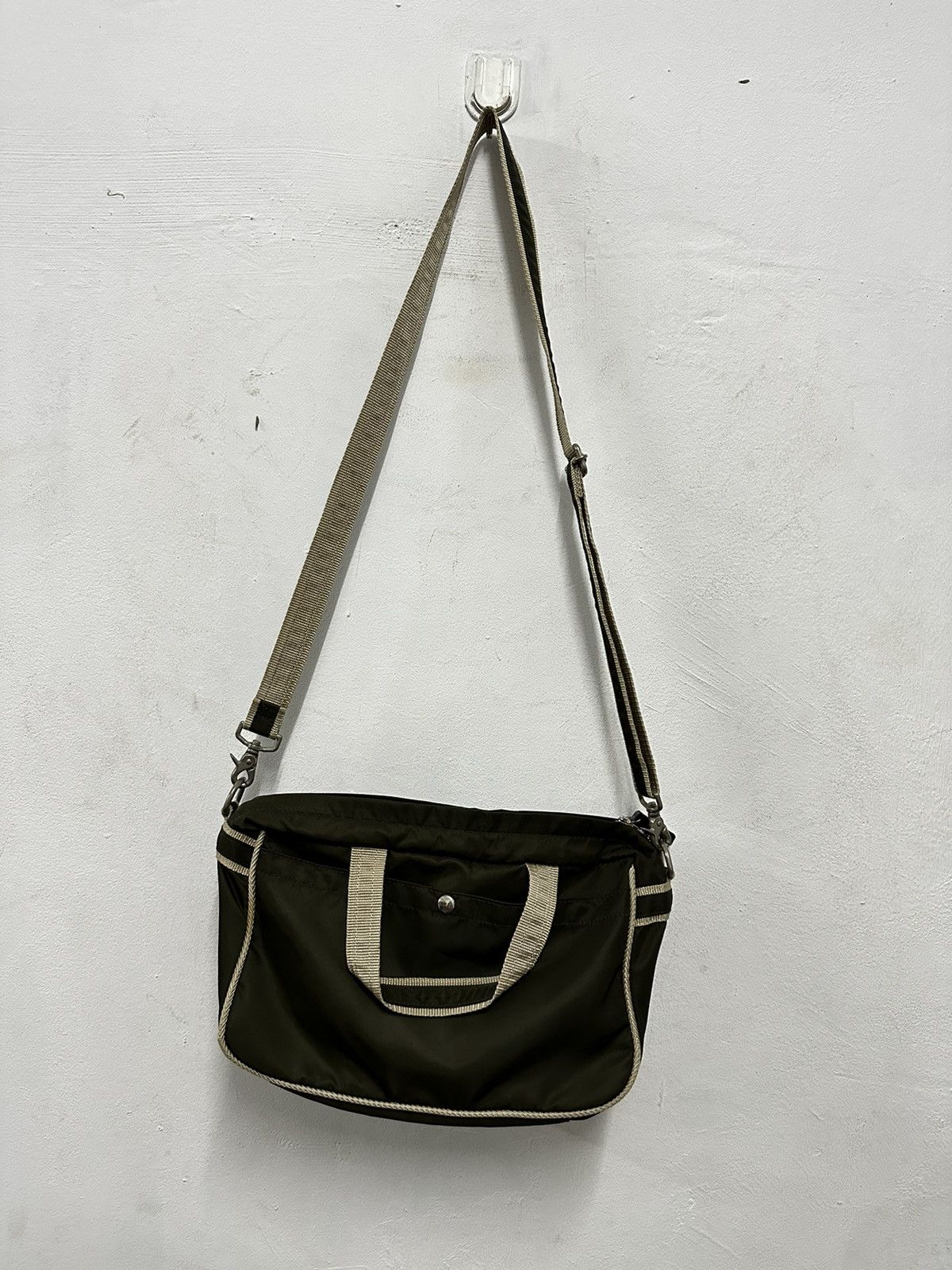 Japanese Brand Y'SACCS DOUX by Yohji Yamamoto Crossbody, Sling Nylon Bag Size ONE SIZE - 6 Thumbnail
