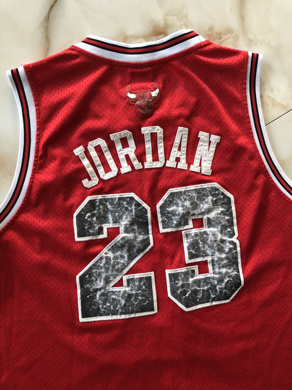 Jordan Brand × Nike × Vintage Vintage Nike Chicago Bulls Jordan 23 Jersey Size US XL / EU 56 / 4 - 6 Thumbnail