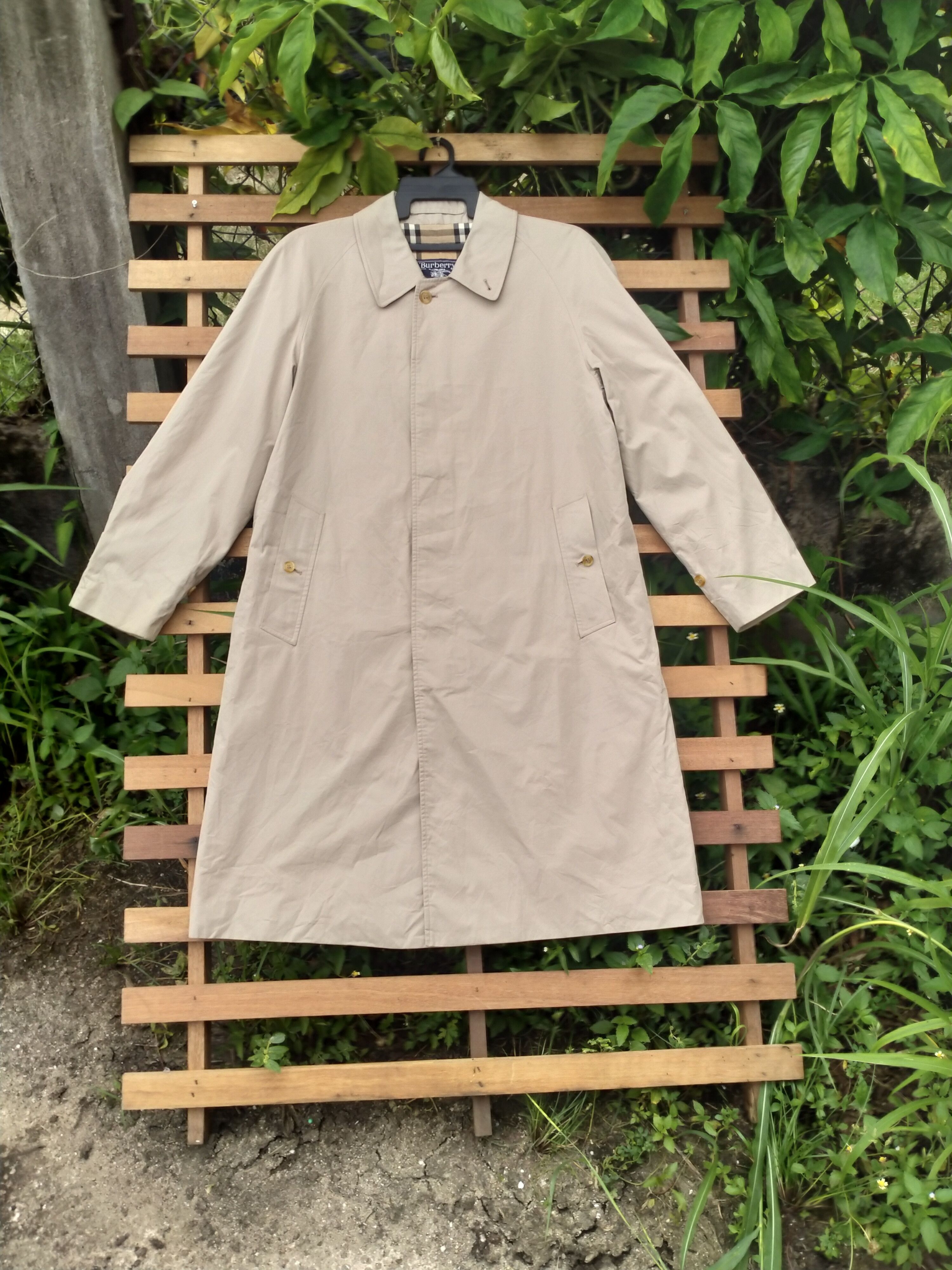 Burberry BURBERRY NOVACHECK TRENCH COAT Size US L / EU 52-54 / 3 - 1 Thumbnail