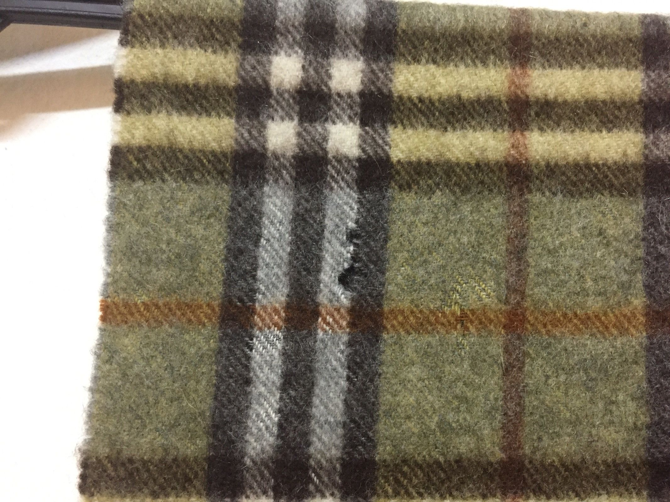 Burberry × Vintage 90's BURBERRYS OF LONDON SCARVE CHECKEDERED MADE IN ENGLAND Size ONE SIZE - 7 Thumbnail