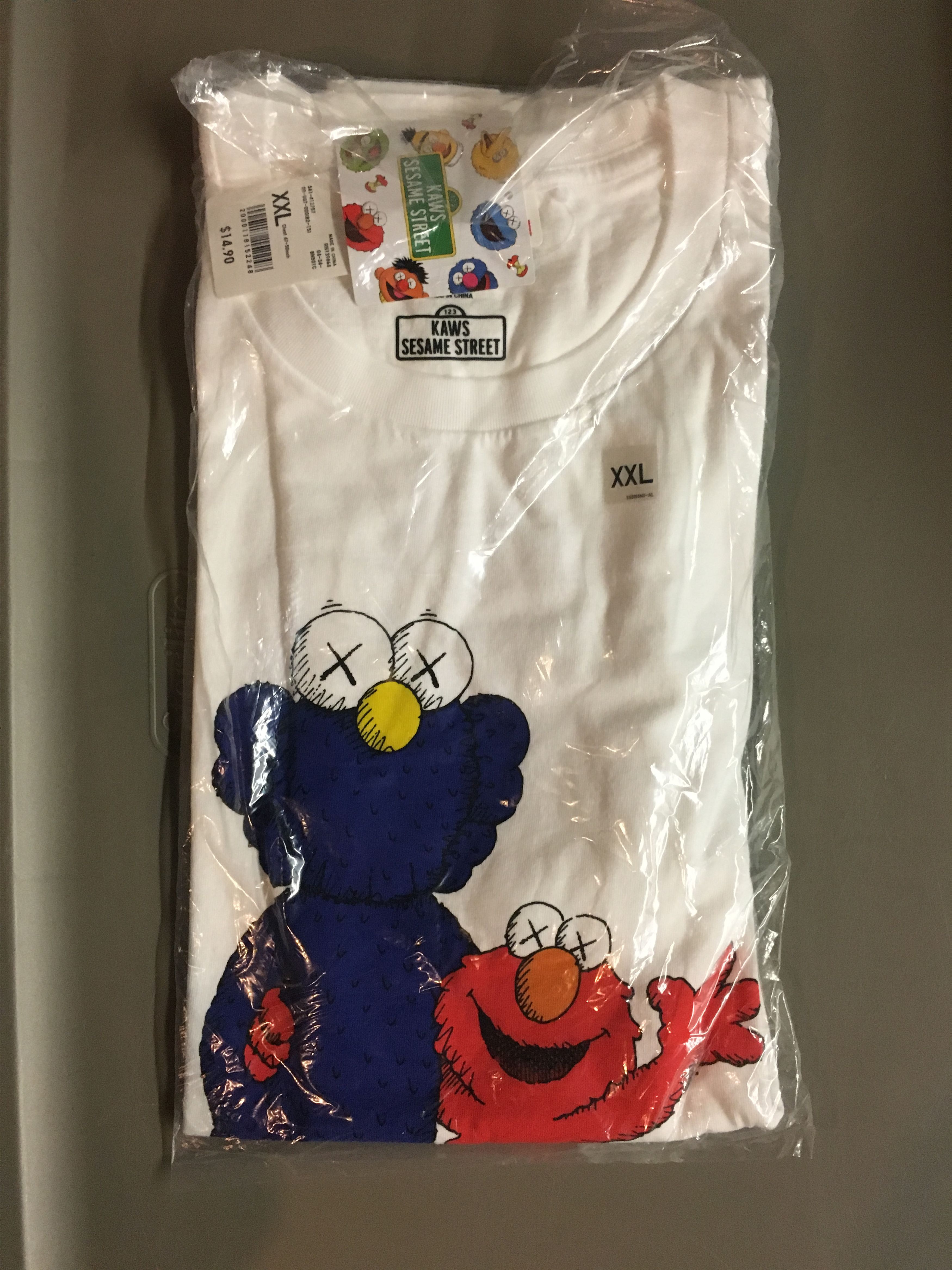 Image of Kaws X Sesame Street Elmo Bff Tee White Size Xxl, Men's