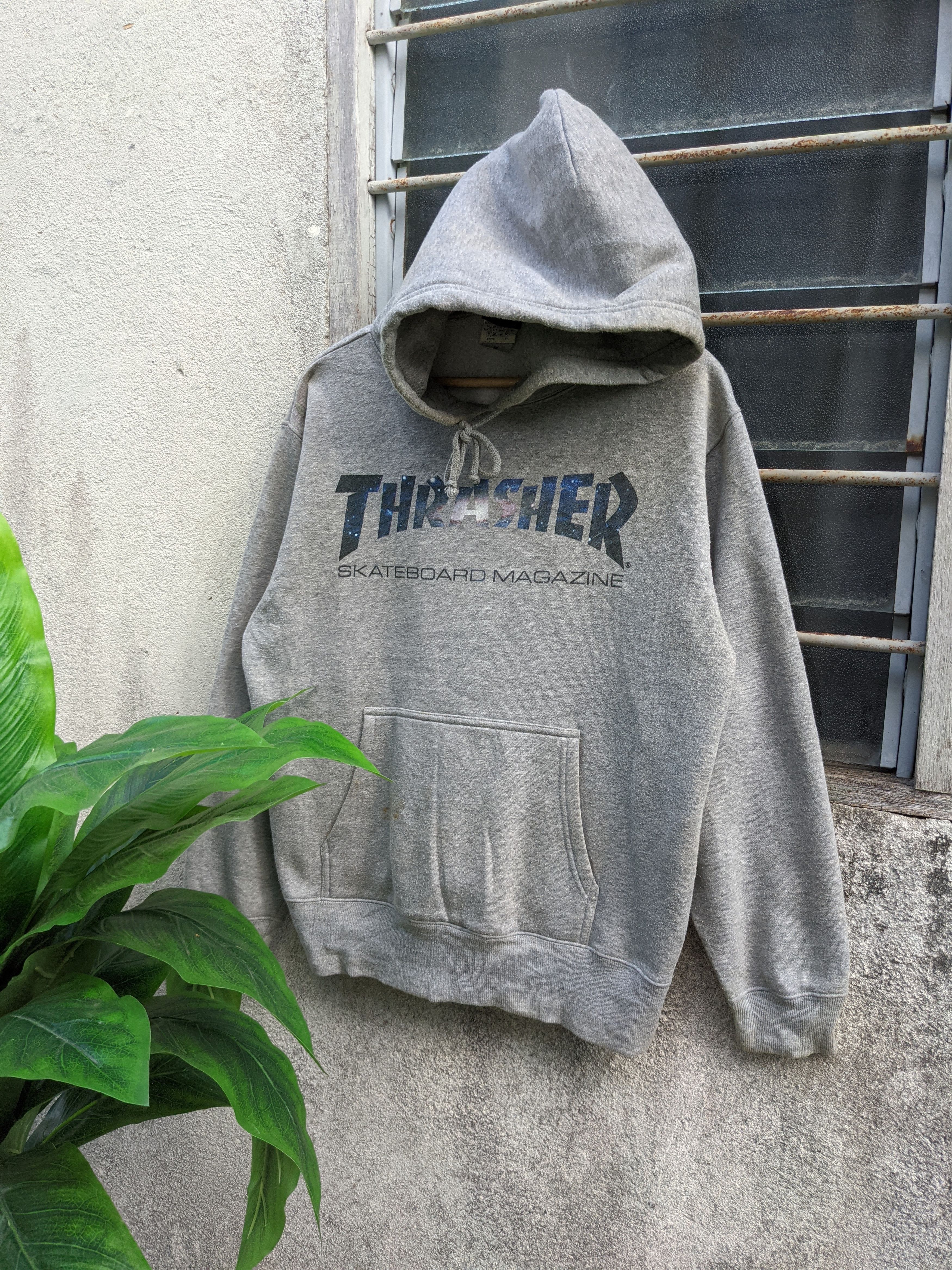 Thrasher Vintage Thrasher Spellout Hoodies Size US L / EU 52-54 / 3 - 1 Thumbnail