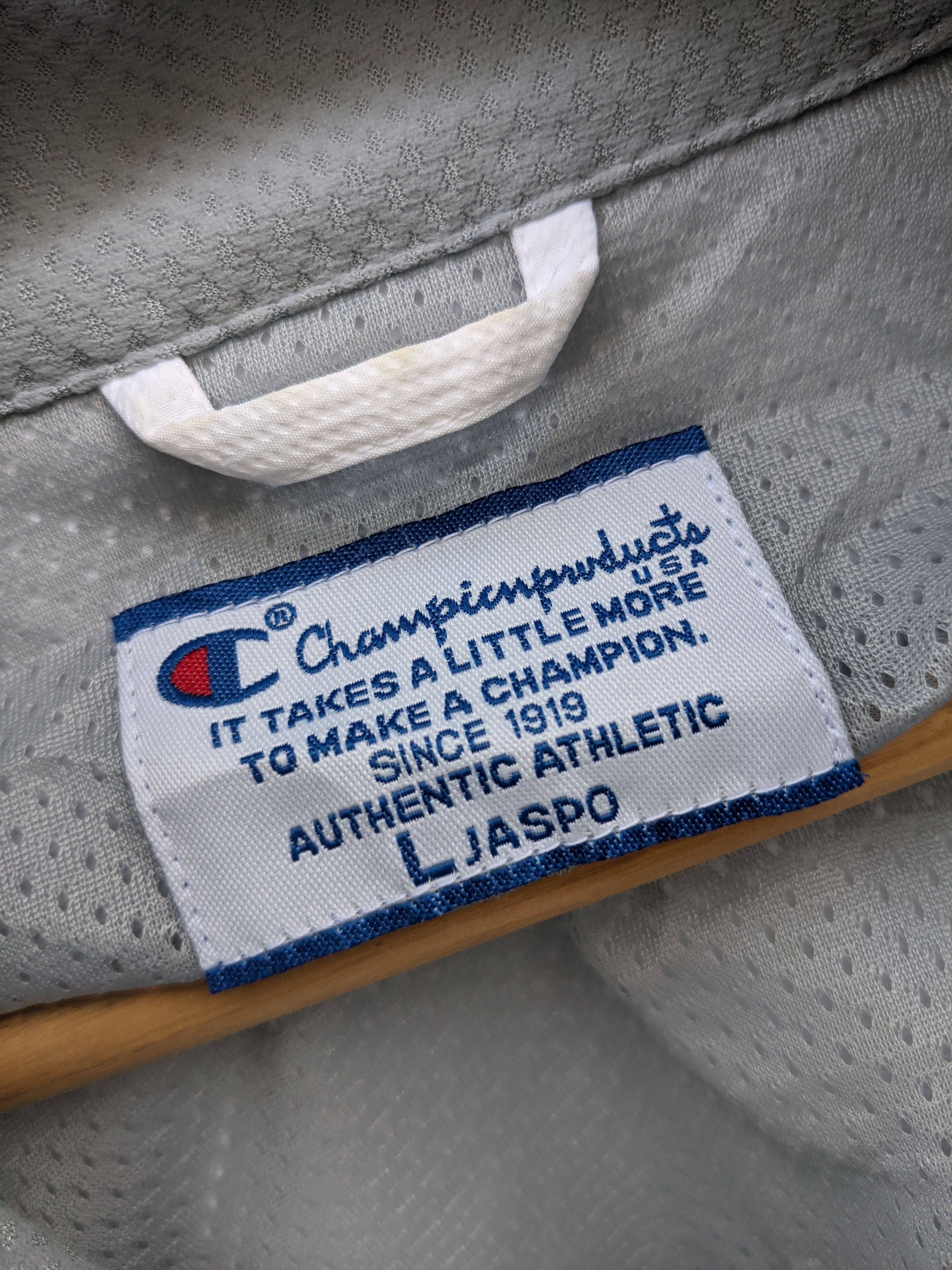Champion ⚡️Steals⚡️ Champion Products Drawstring Jacket Size US L / EU 52-54 / 3 - 10 Thumbnail