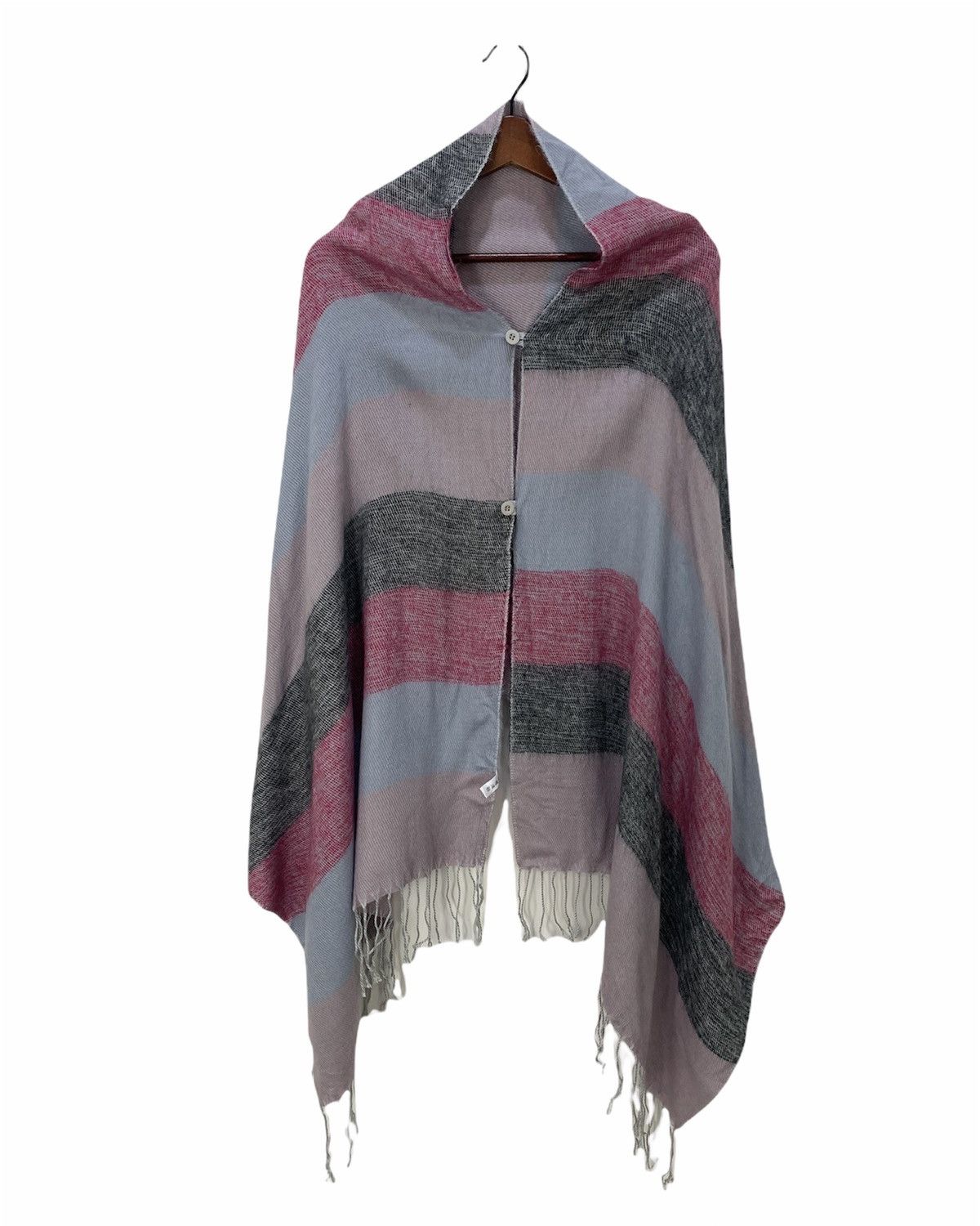 Cross Colours × Japanese Brand × Other MODEN Aran Knitwear Scarf Muffler Wrap Cape Button Cardigan Size ONE SIZE - 1 Thumbnail