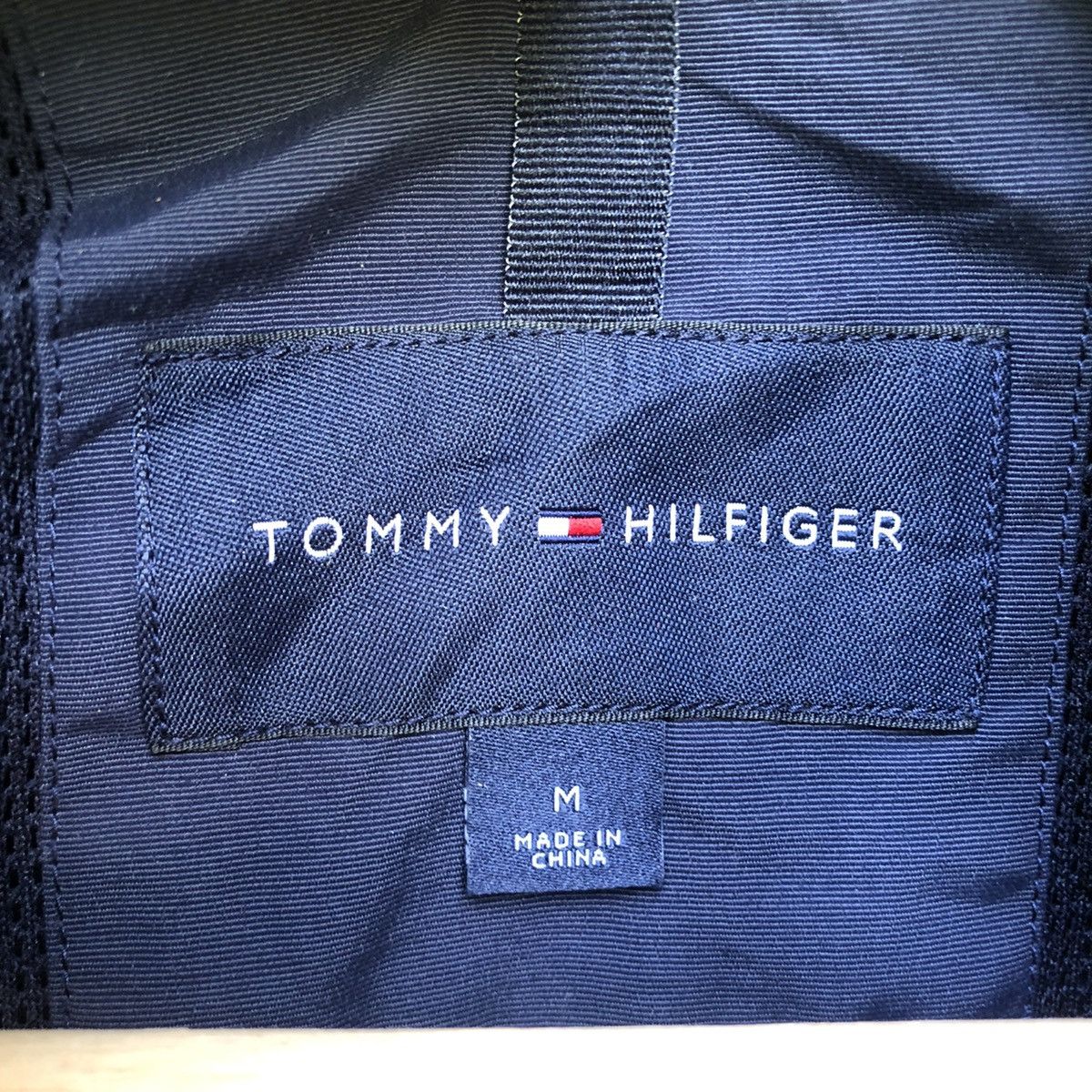 Tommy Hilfiger TOMMY HILFIGER EMBROIDERY ON THE NECK Size US M / EU 48-50 / 2 - 3 Thumbnail