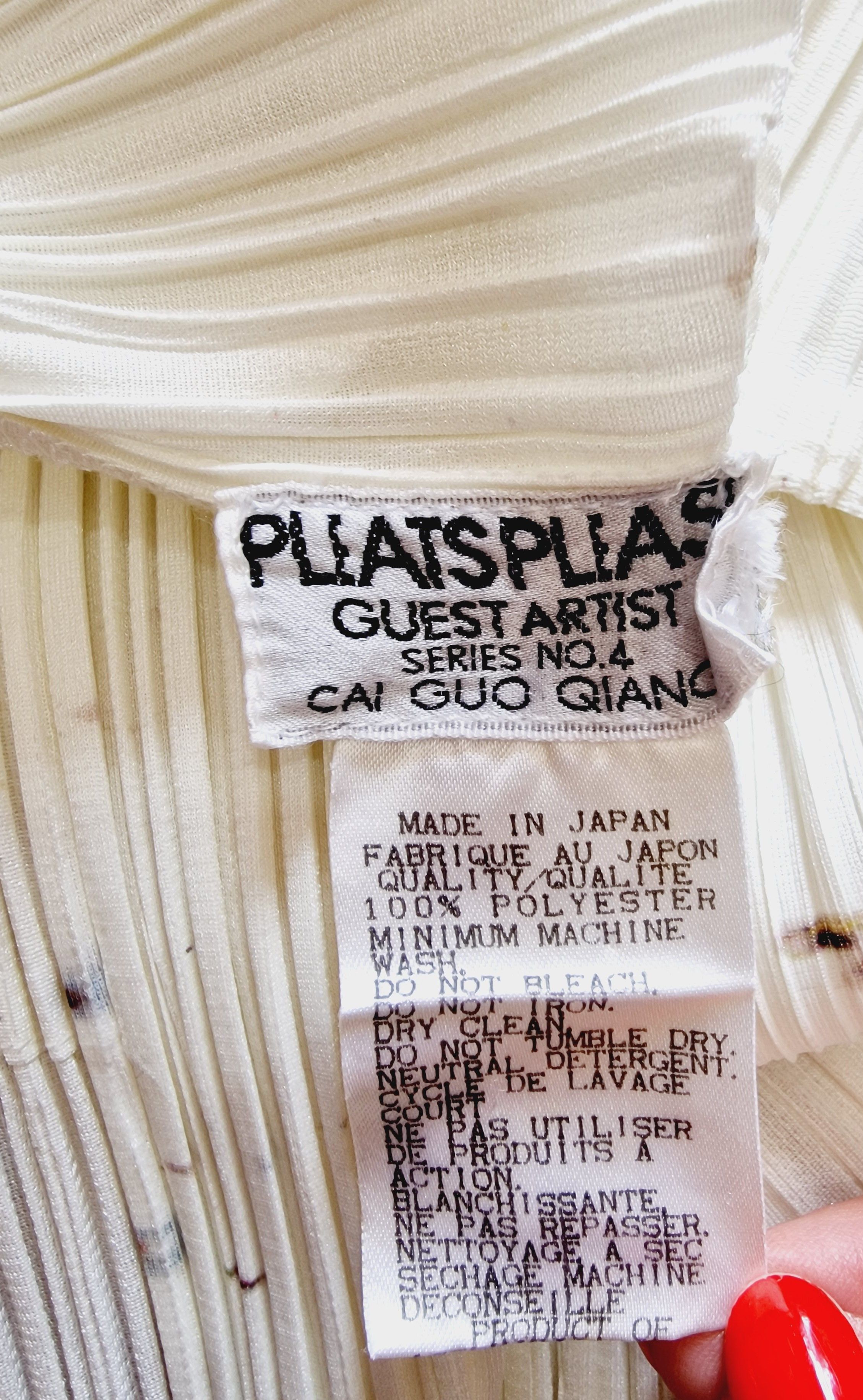 Issey Miyake Issey Miyake Pleats Please Guest Artist Cai Guo